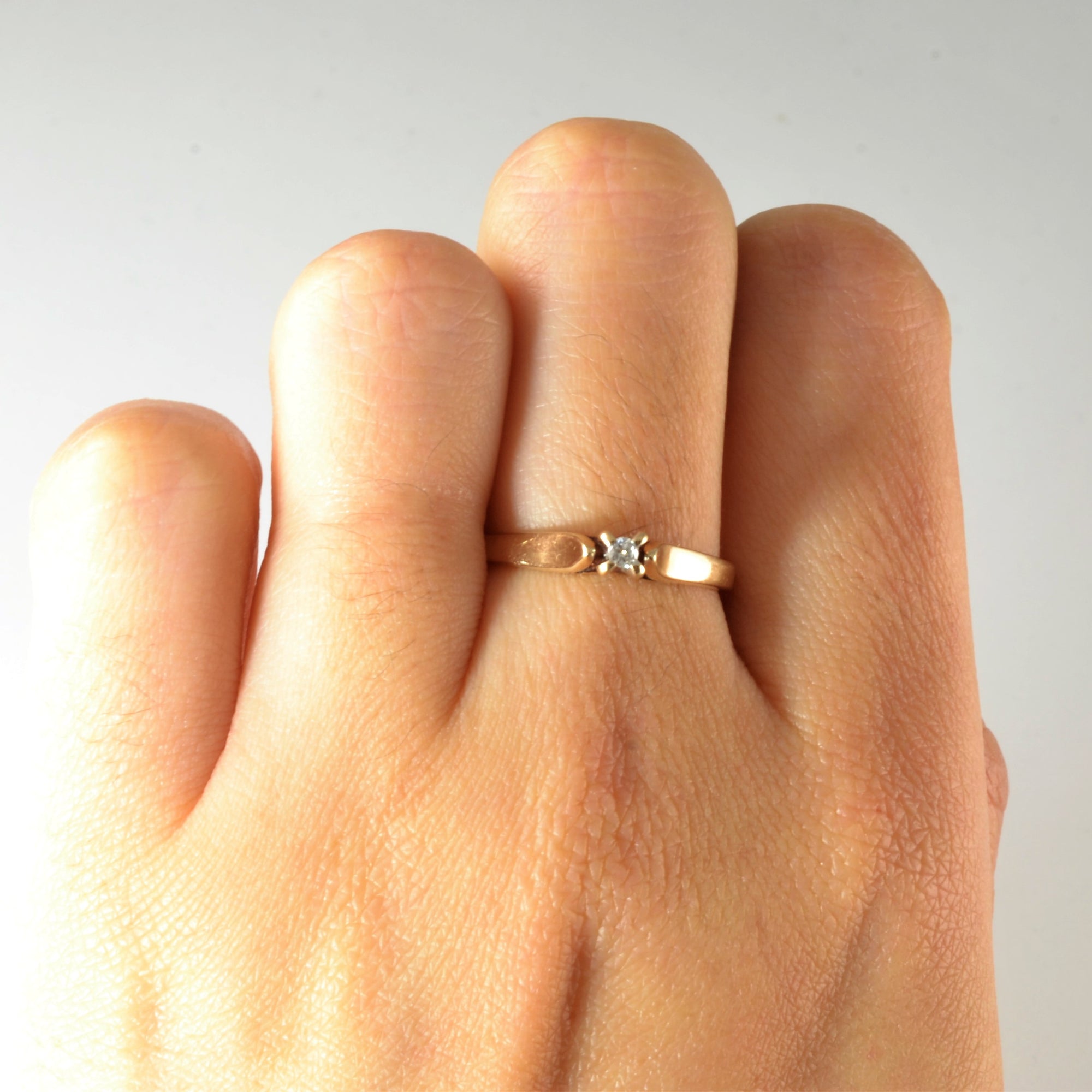 Solitaire Diamond Promise Ring | 0.04ctw | SZ 7 |