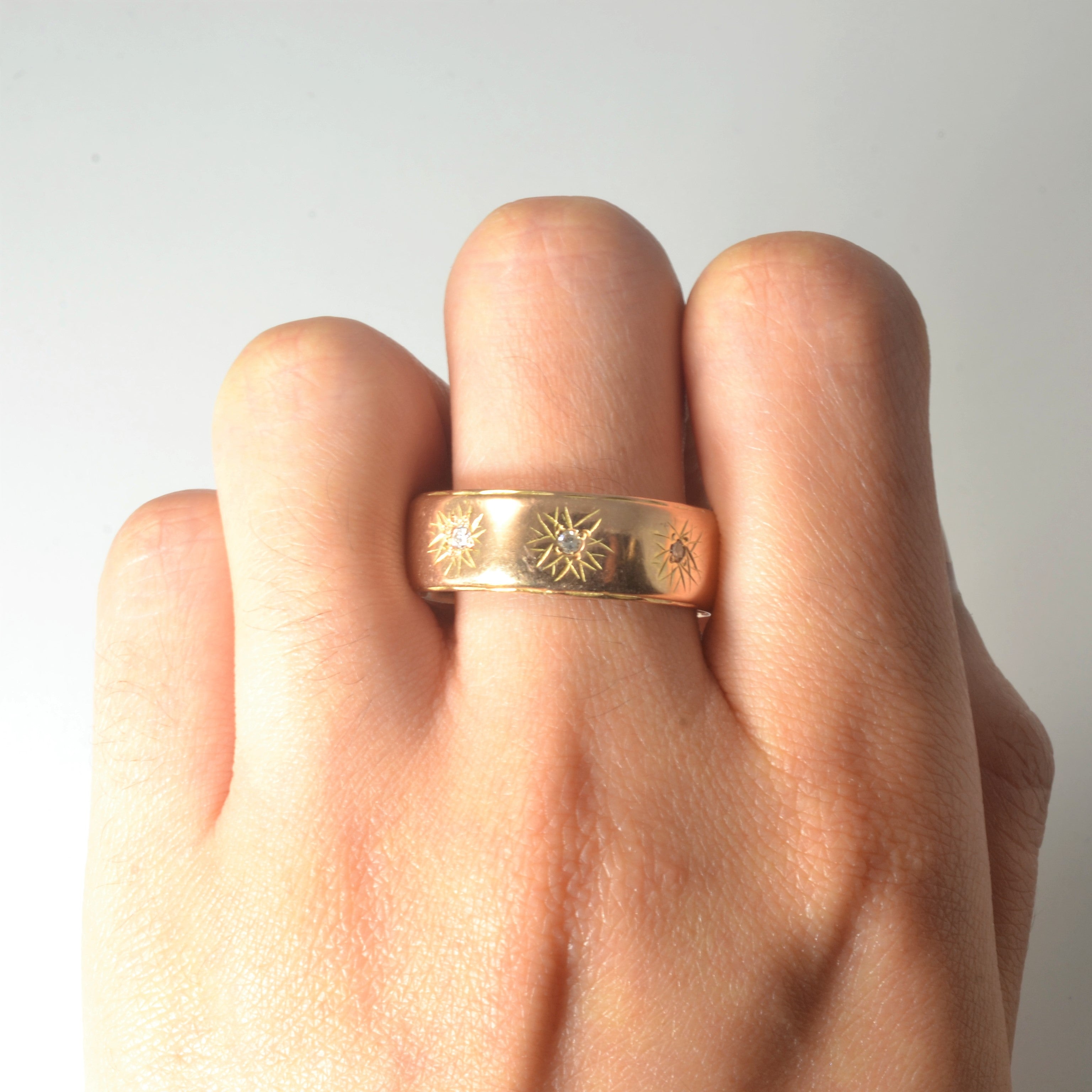Star Burst Diamond Band | 0.12ctw | SZ 14 |