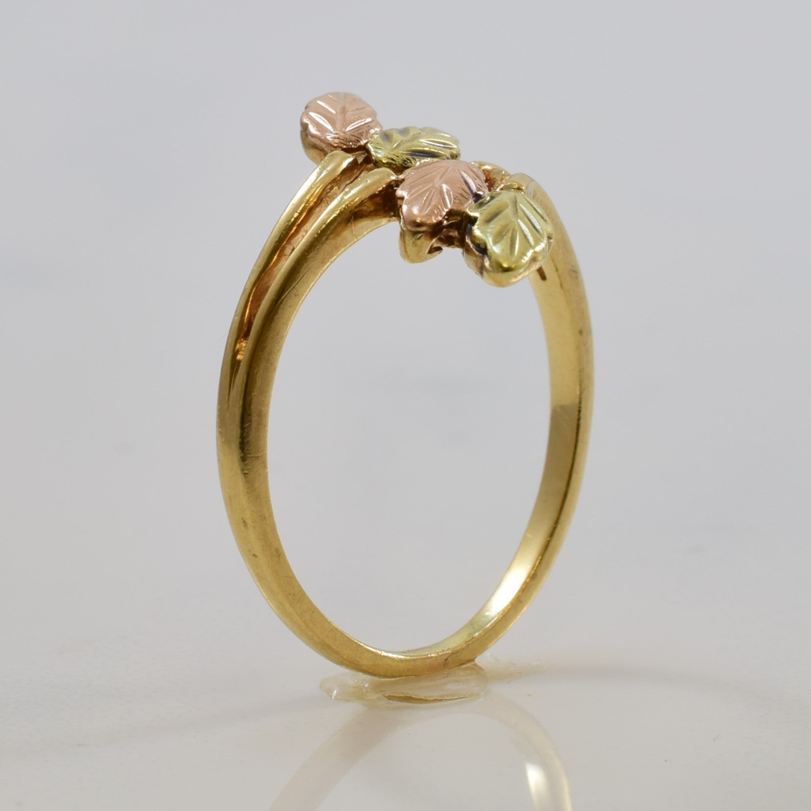 Two Tone Leaf Bypass Ring | SZ 6.5 |