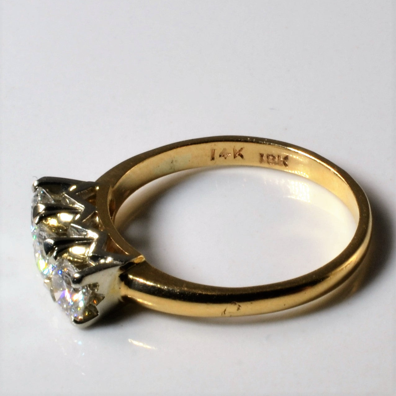 Bague trois diamants | 0,66 ct | Taille 6 | 