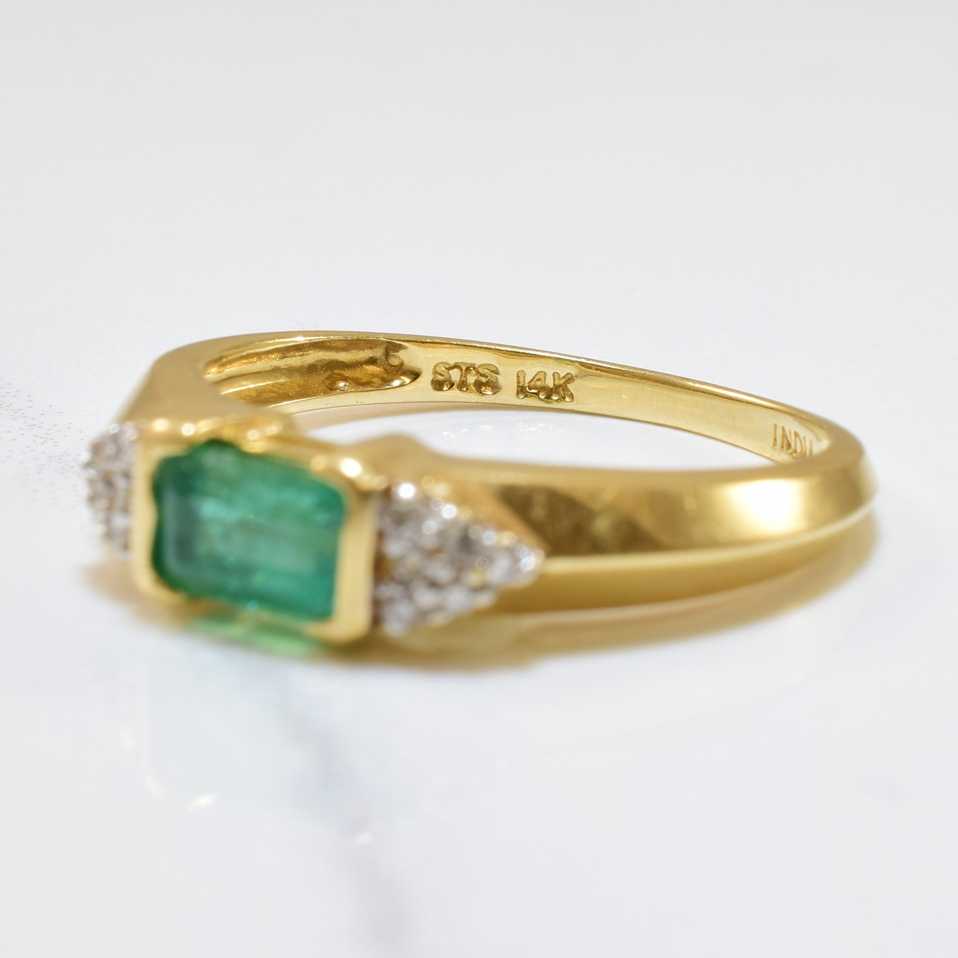 Knife Edge Emerald & Diamond Ring | 0.50ct, 0.06ctw | SZ 7 |