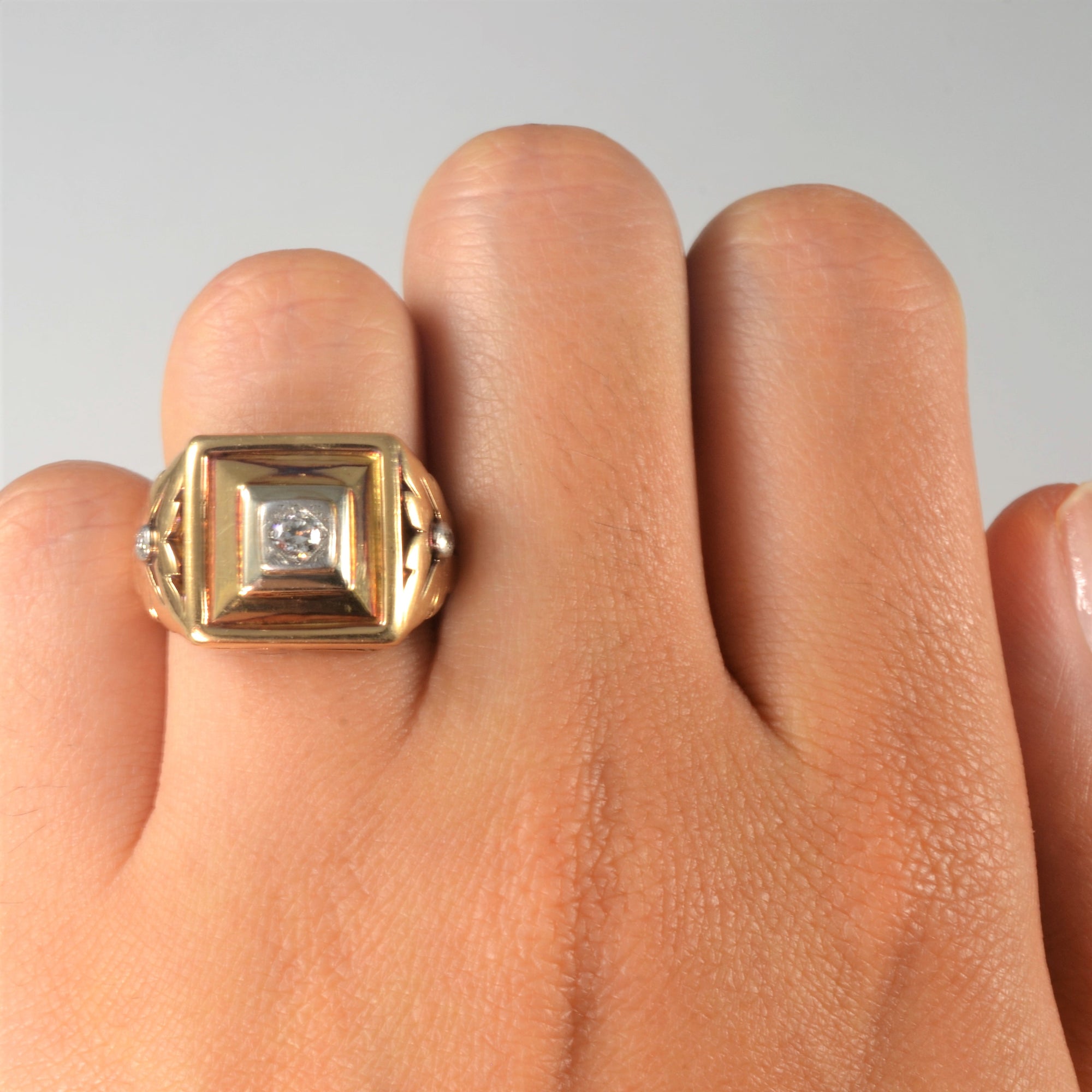 Early 1900s Blossom Detailed Diamond Ring | 0.10ctw | SZ 5.75 |