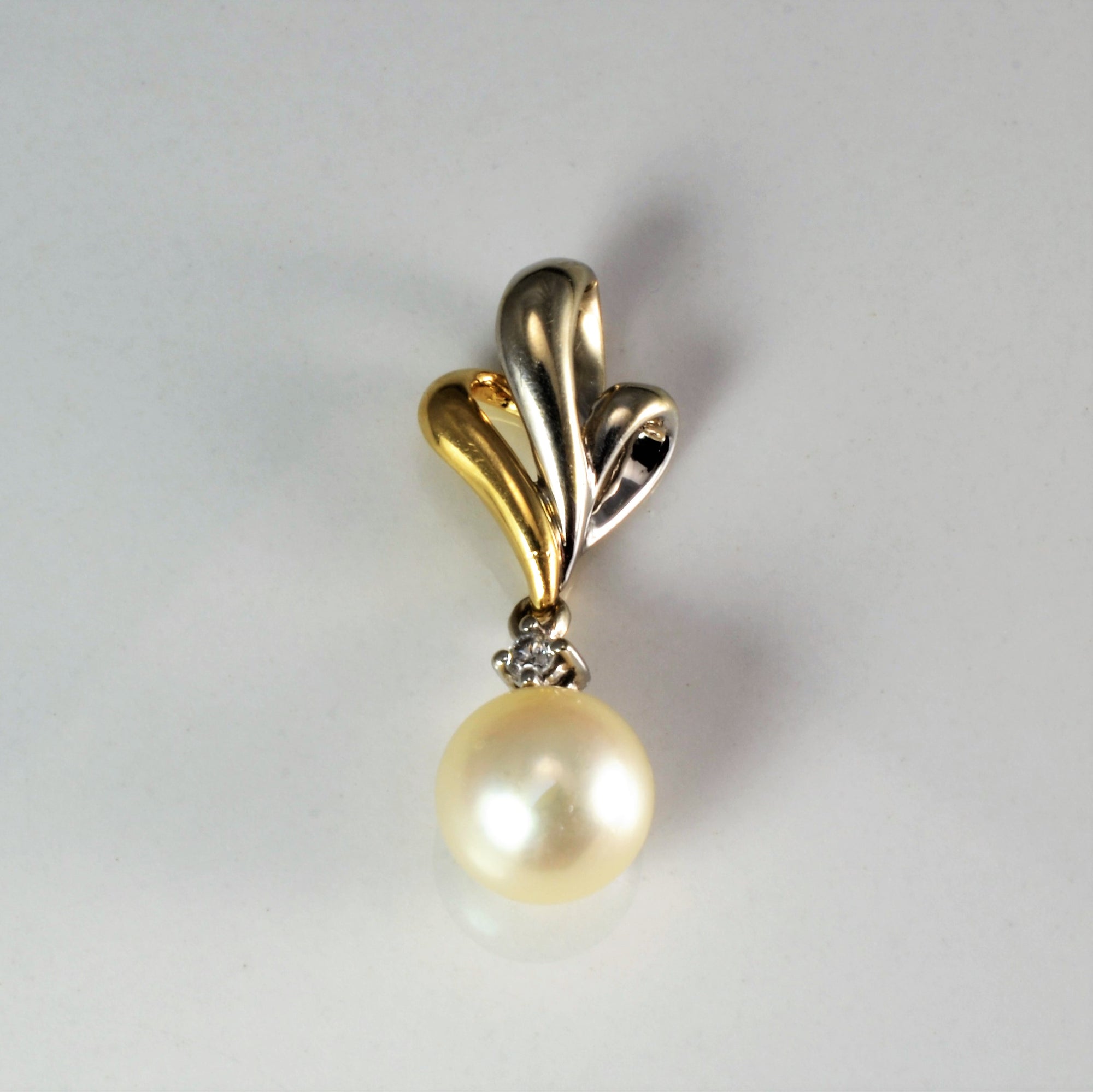 Pearl Drop & Diamond Pendant | 0.03 ctw |