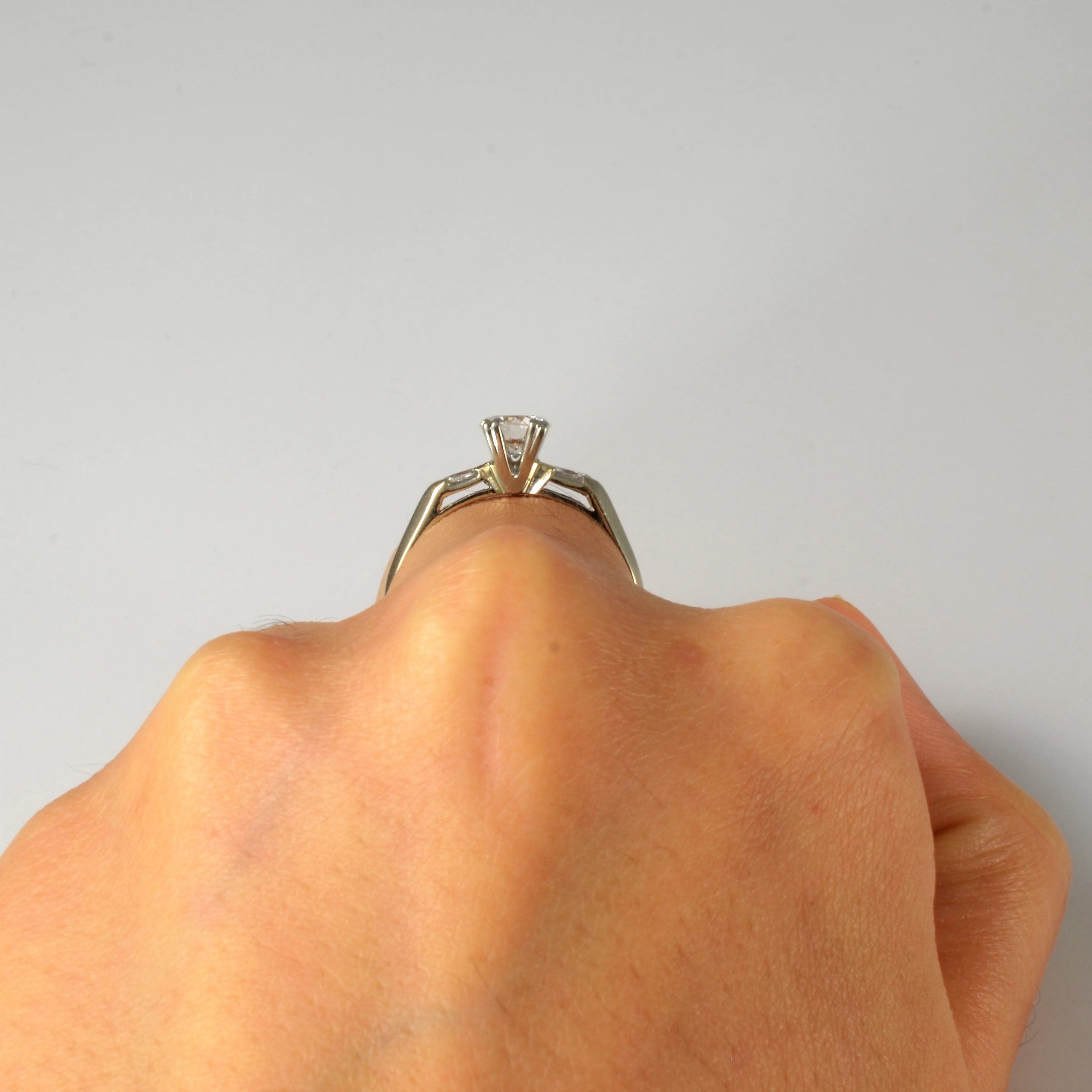 Elegant 1940s Three Stone Engagement Ring | 0.77ctw | SZ 7.5 |
