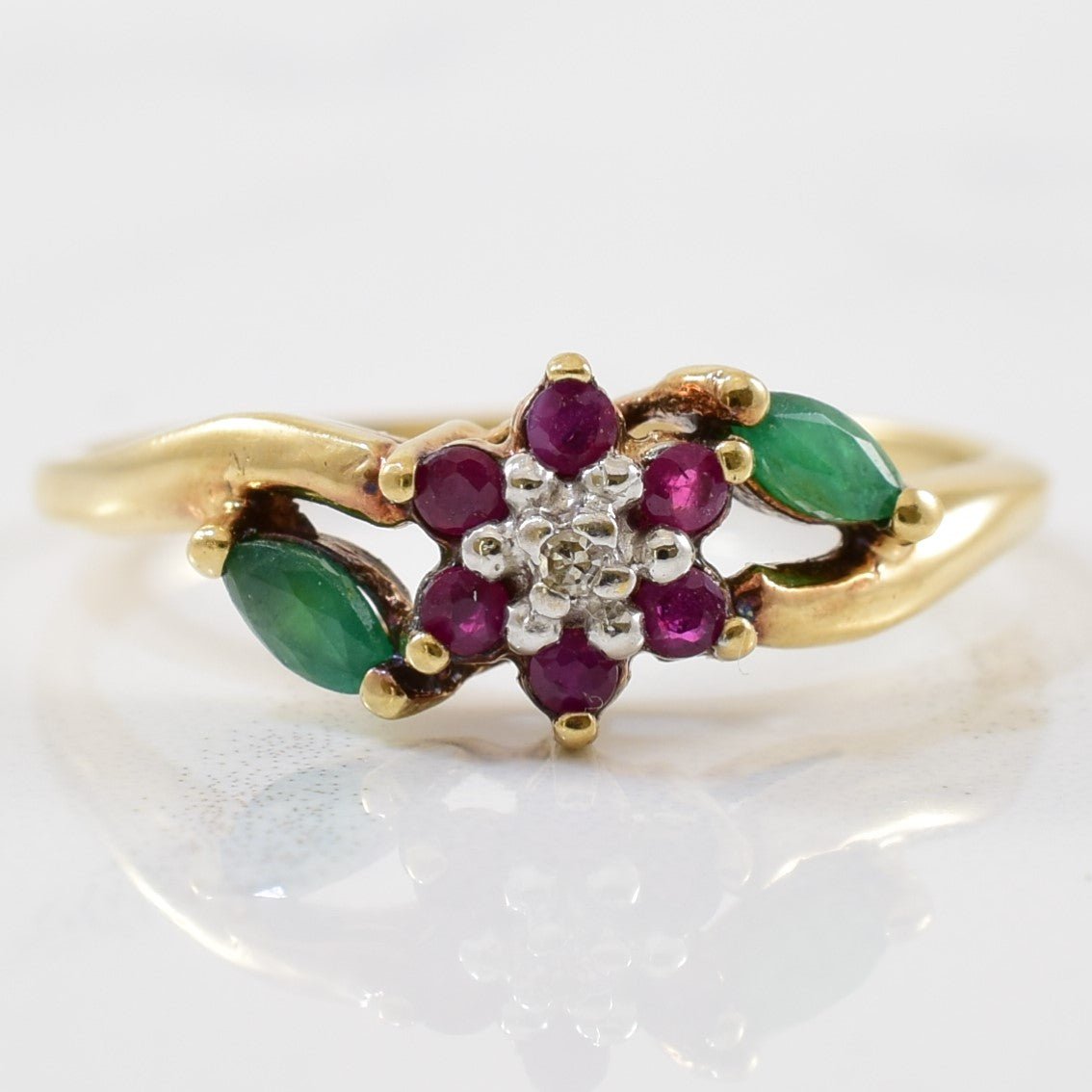 Floral Ruby & Emerald Ring | 0.01ctw, 0.10ctw, 0.17ctw | SZ 7 |