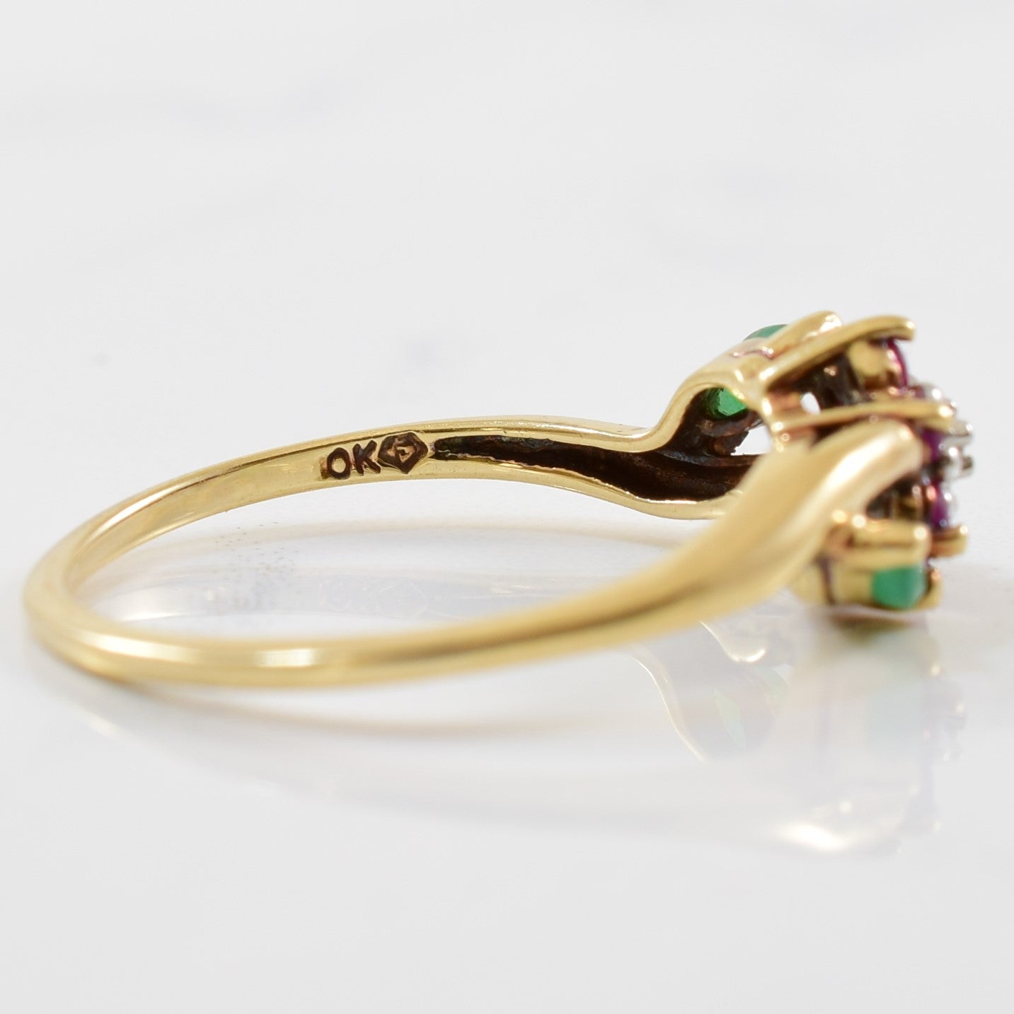 Floral Ruby & Emerald Ring | 0.01ctw, 0.10ctw, 0.17ctw | SZ 7 |