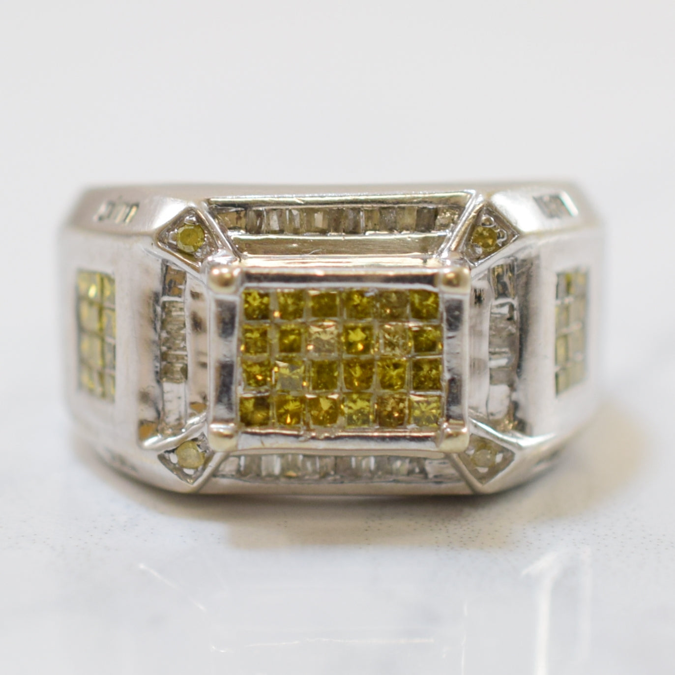 Mixed Cut Diamond Grid Ring | 0.64ctw | SZ 8.5 |