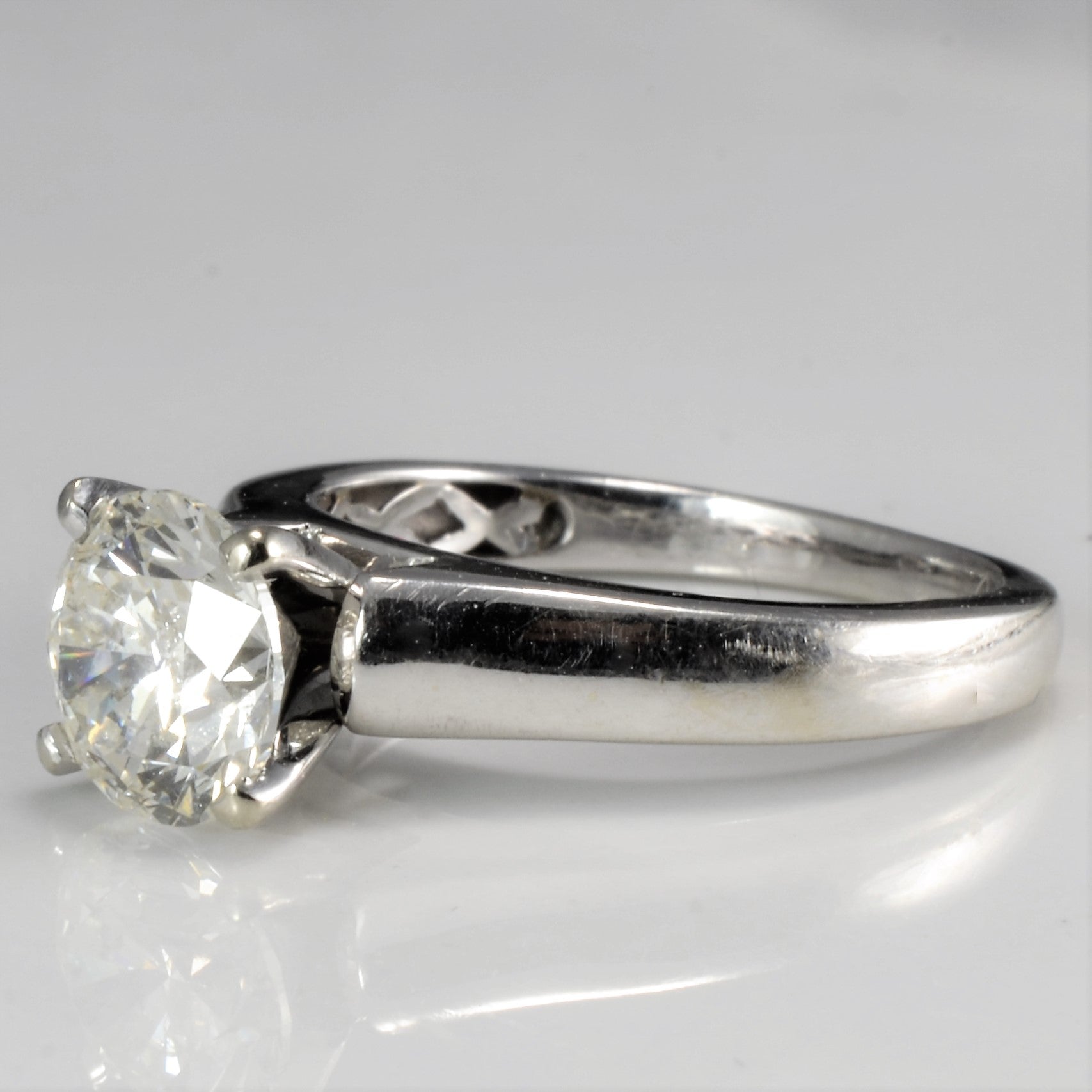 Wide Band Cathedral Solitaire Diamond Ring | 1.72 ct, SZ 5.75 | SI2 H |
