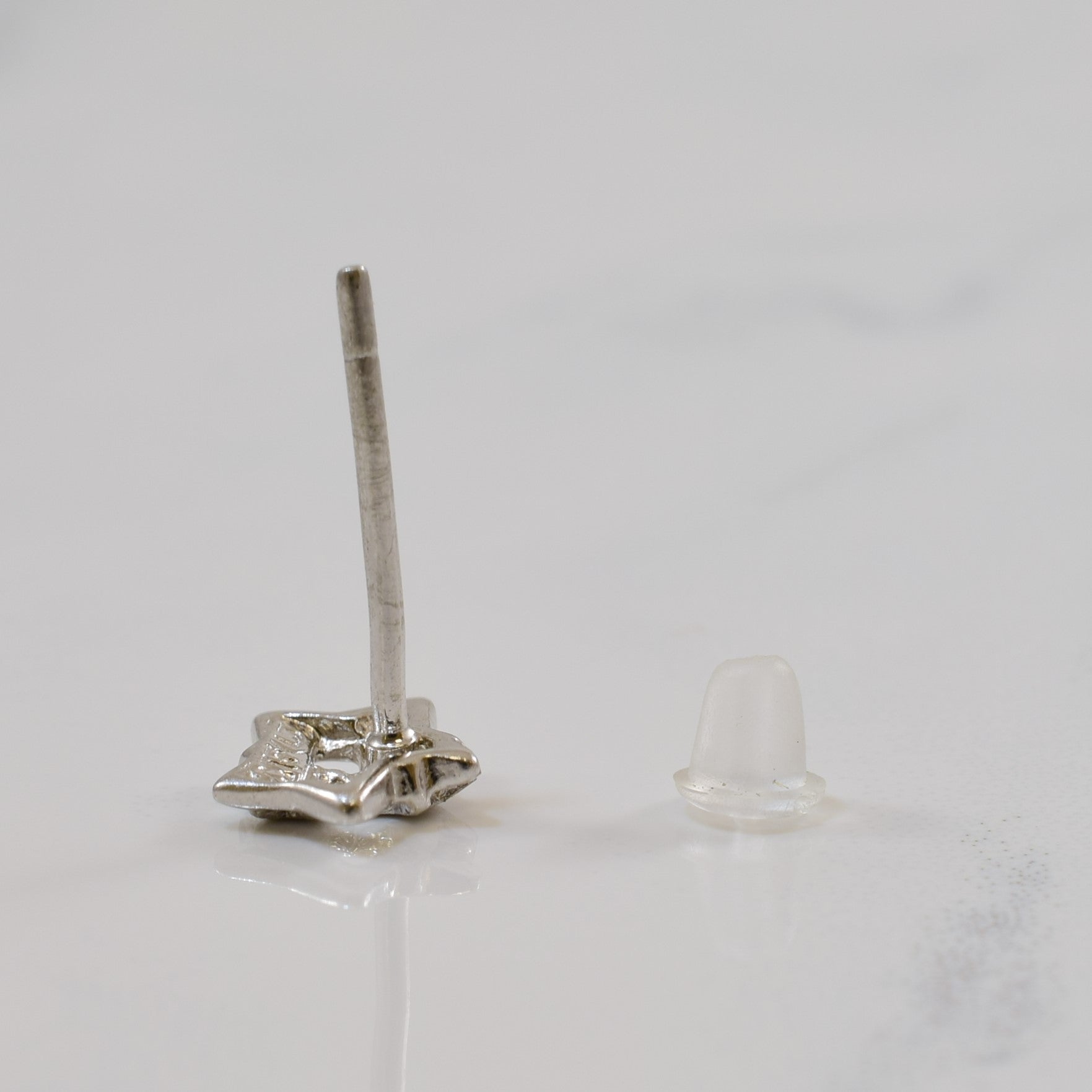 Platinum Star Stud Earrings |