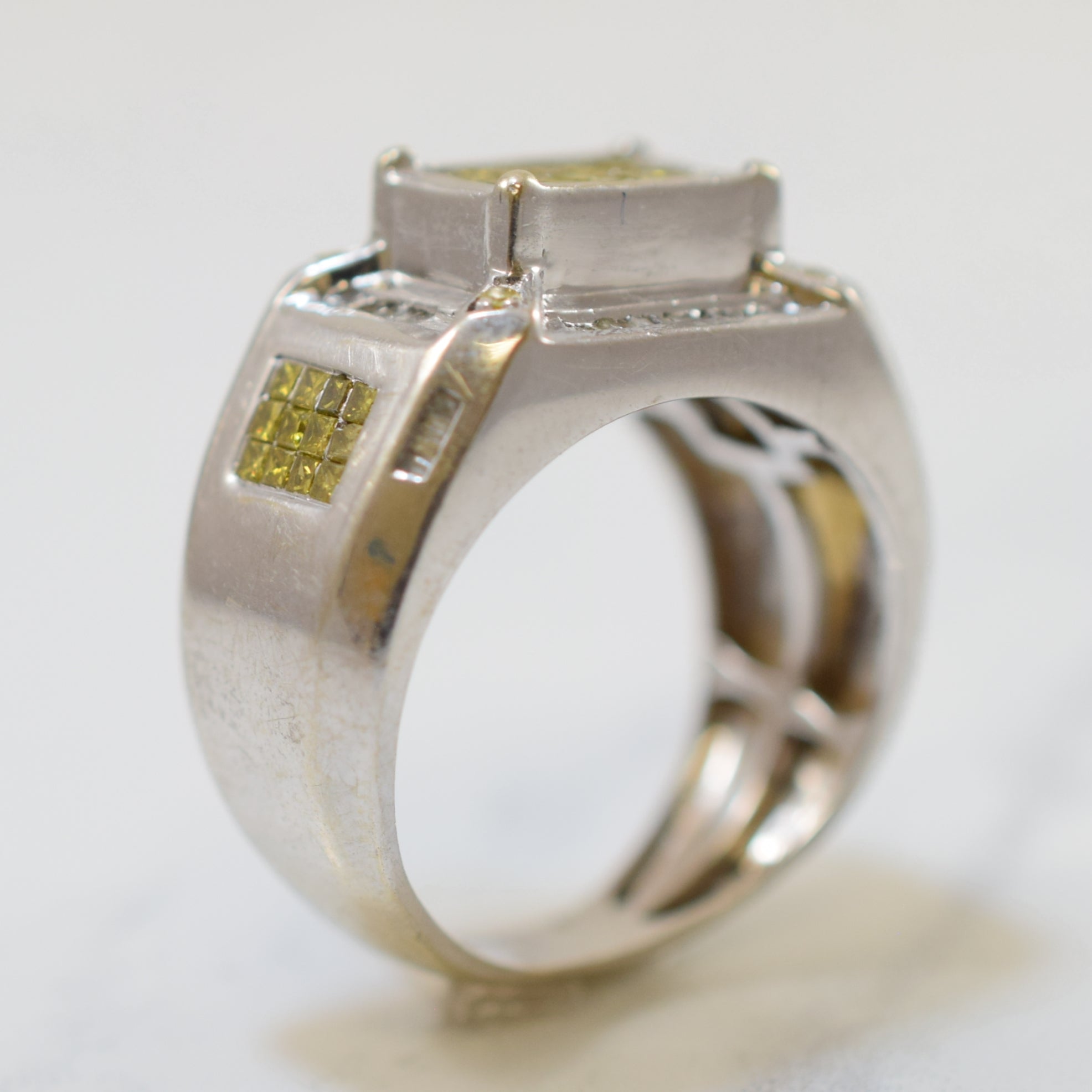 Mixed Cut Diamond Grid Ring | 0.64ctw | SZ 8.5 |