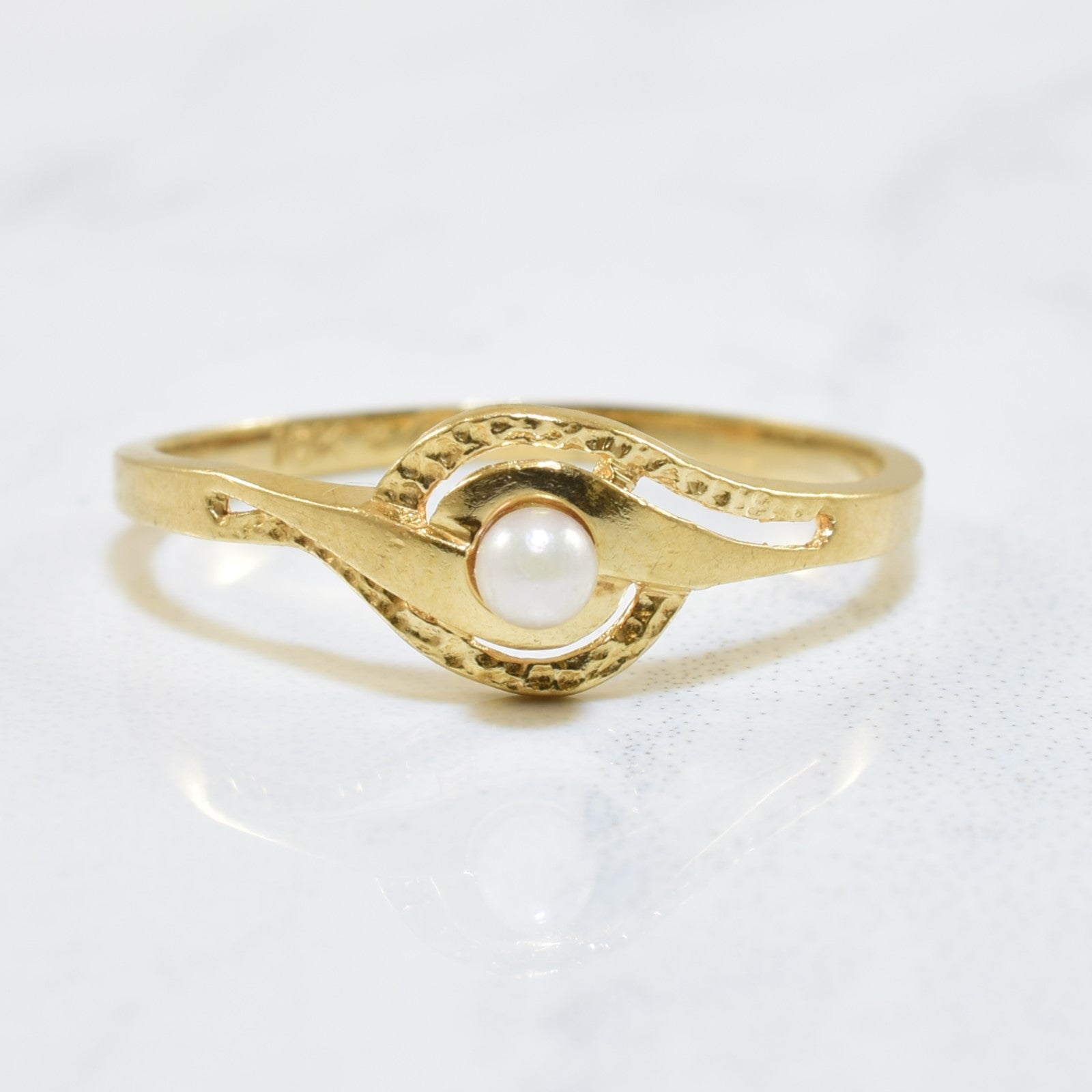 Petite Pearl Bypass Ring | 0.11ct | SZ 5.5 |