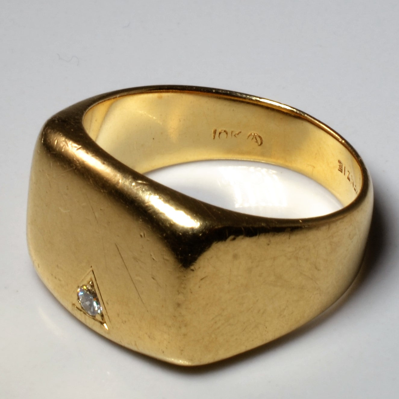 Gypsy Set Diamond Signet Ring | 0.05ct | SZ 8.75 |