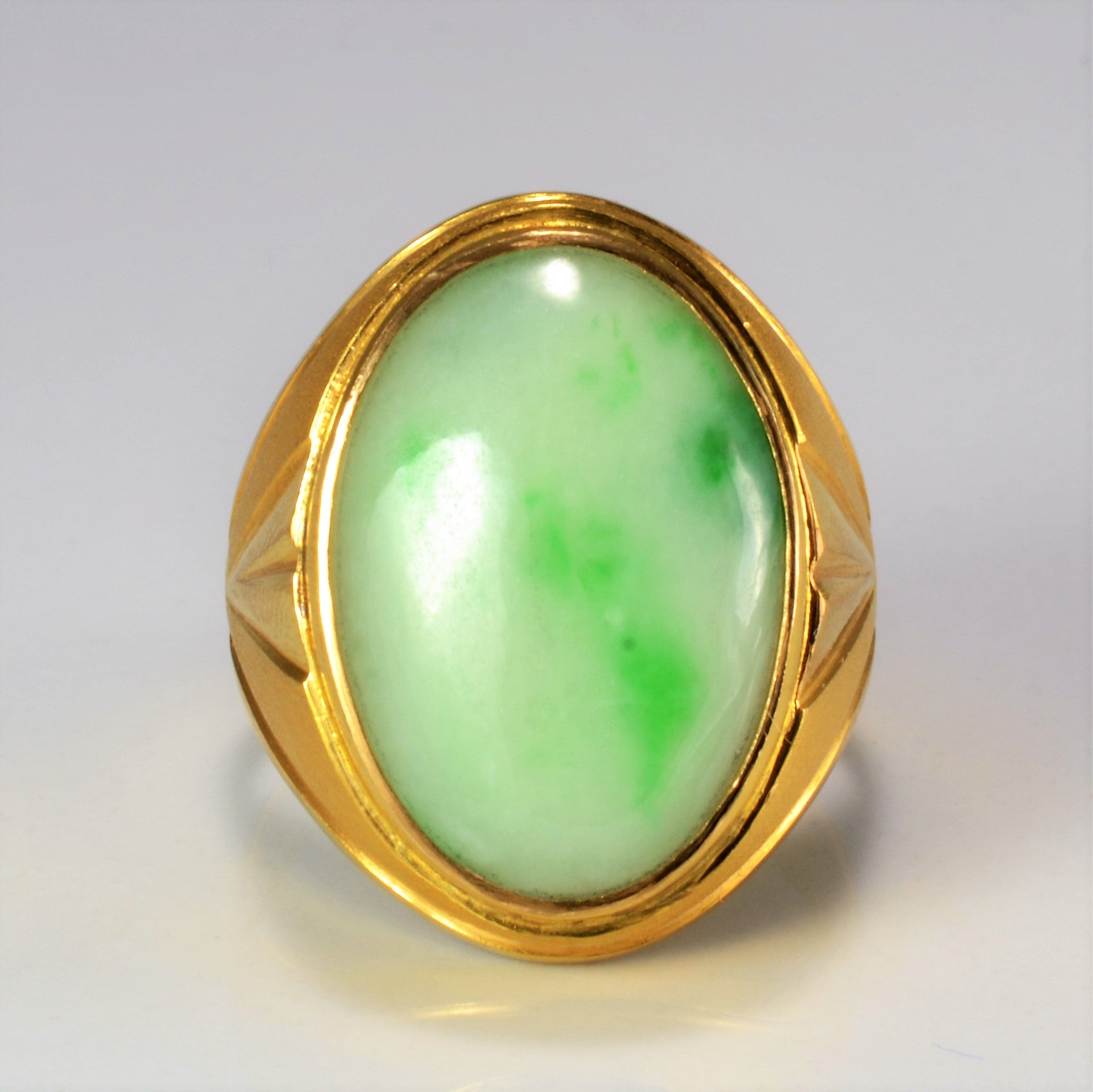 Bezel Set Jadeite Ring | SZ 7.75 |