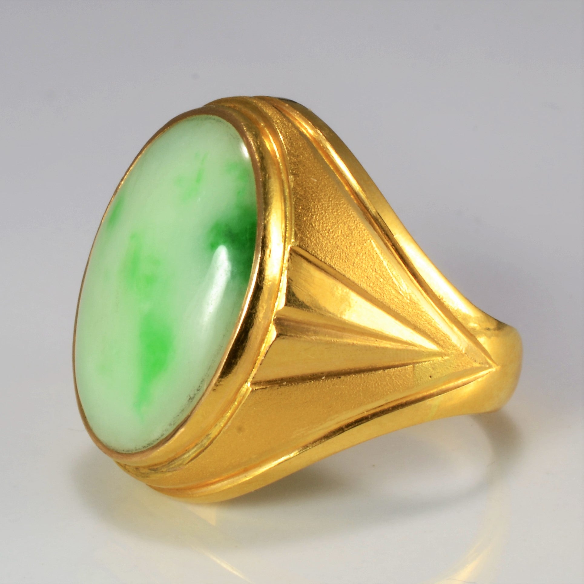 Bezel Set Jadeite Ring | SZ 7.75 |