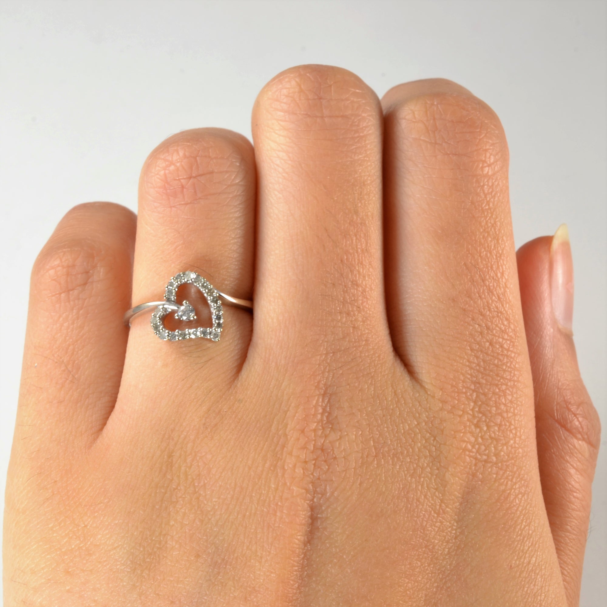 Pave Diamond Heart Ring | 0.12ctw | SZ 5 |