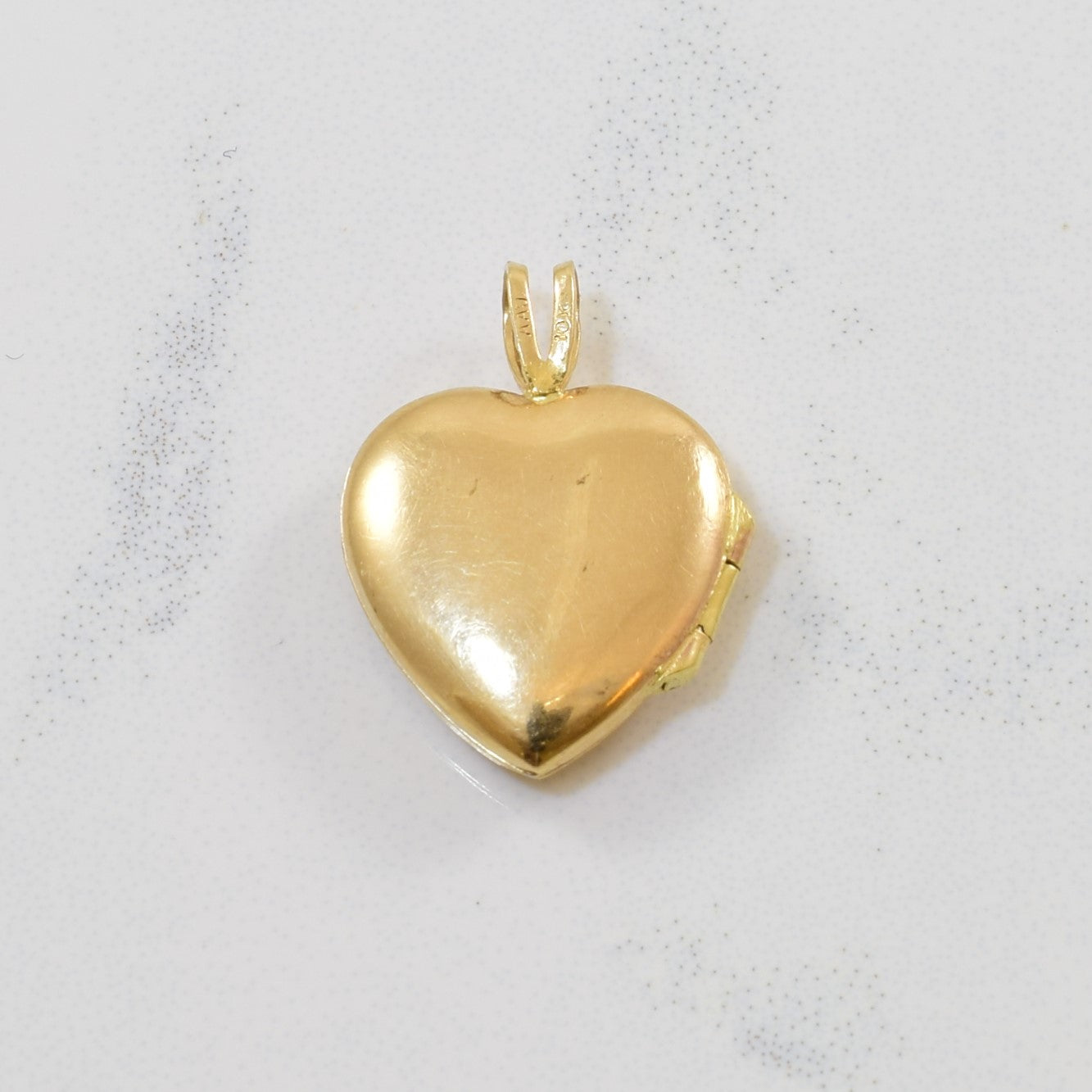 Star Set Diamond Heart Locket | 0.005ct |