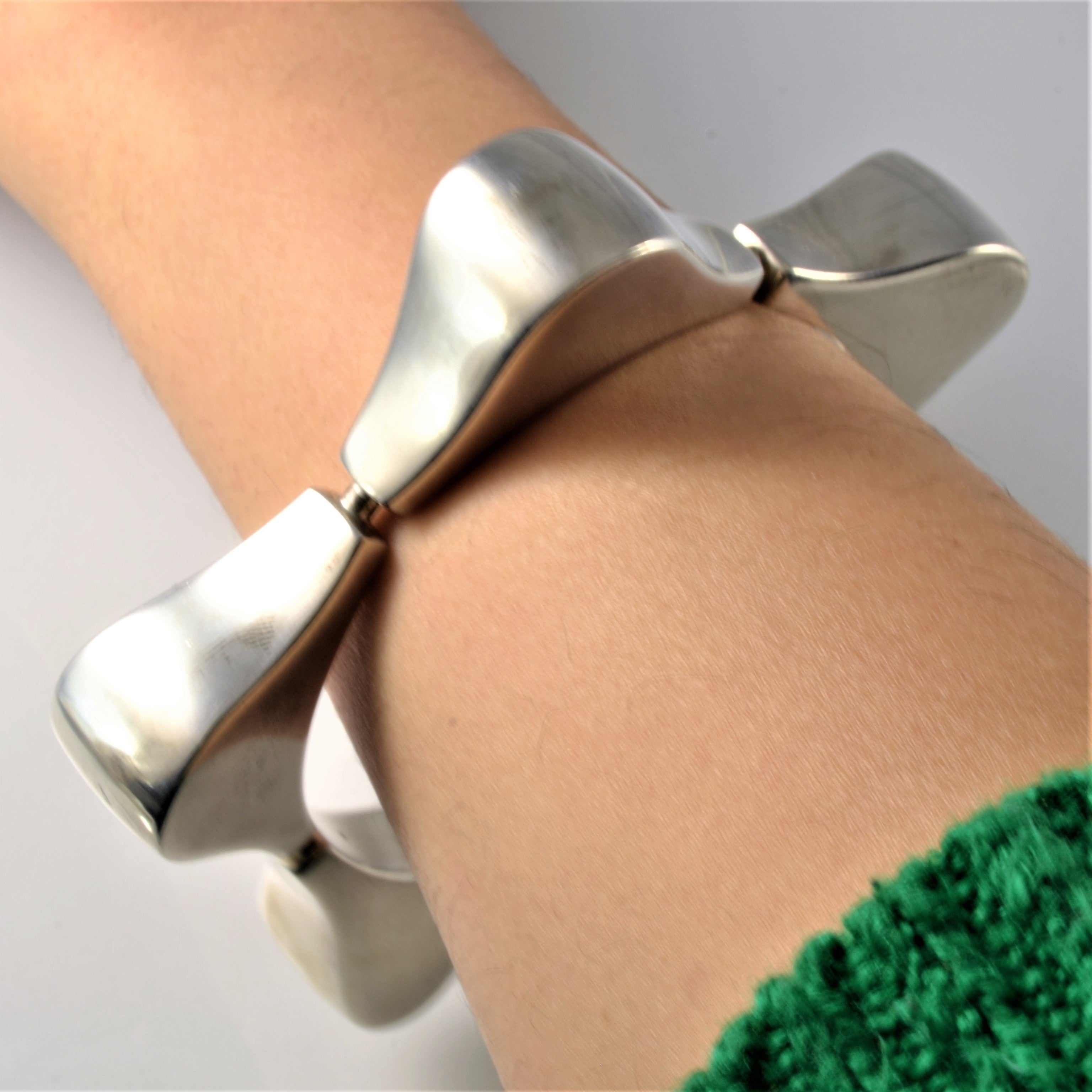 Astrid Fog For Georg Jensen Sterling Silver Bracelet Circa 1960s Denmark| 8" |