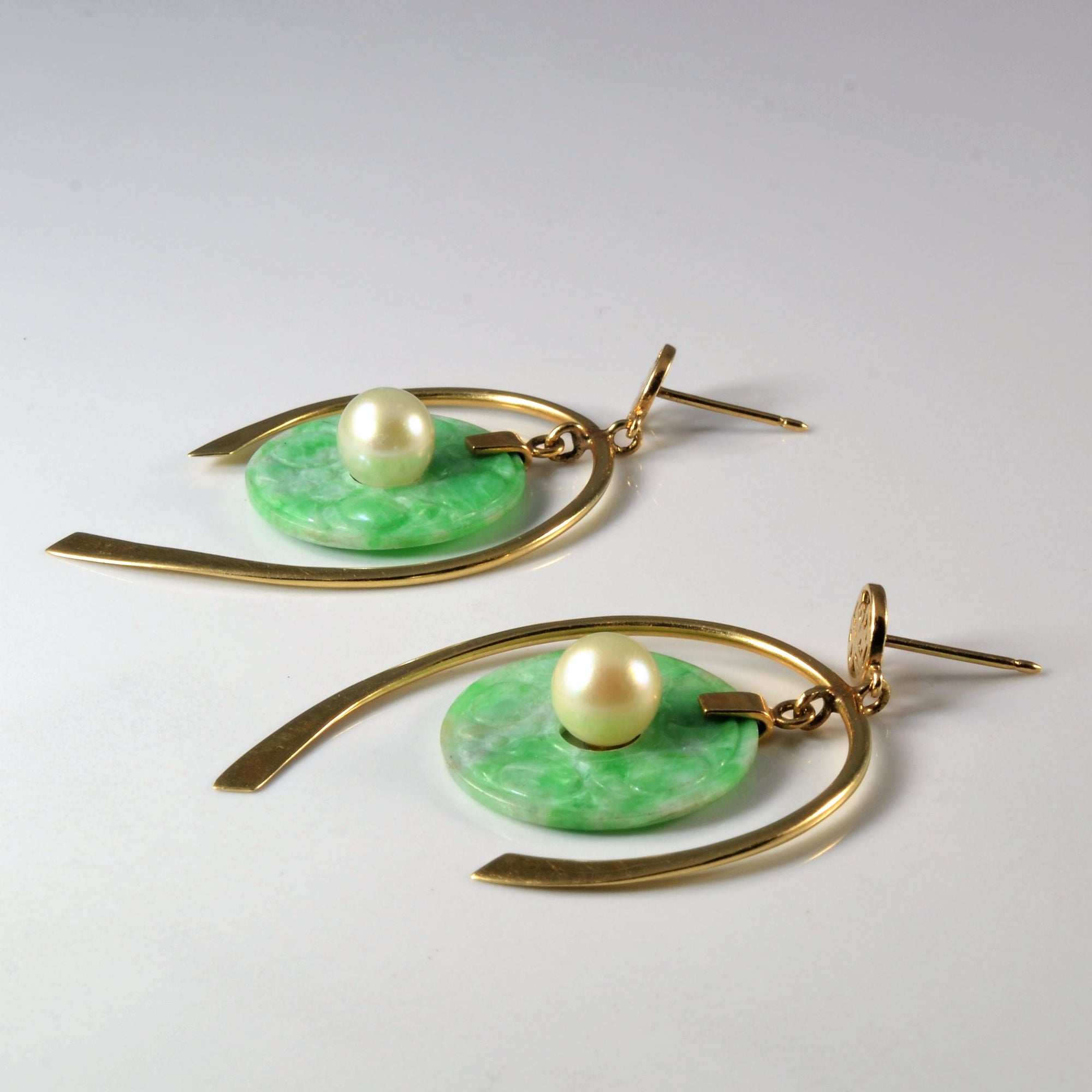 Jade & Pearl Gold Drop Earrings |