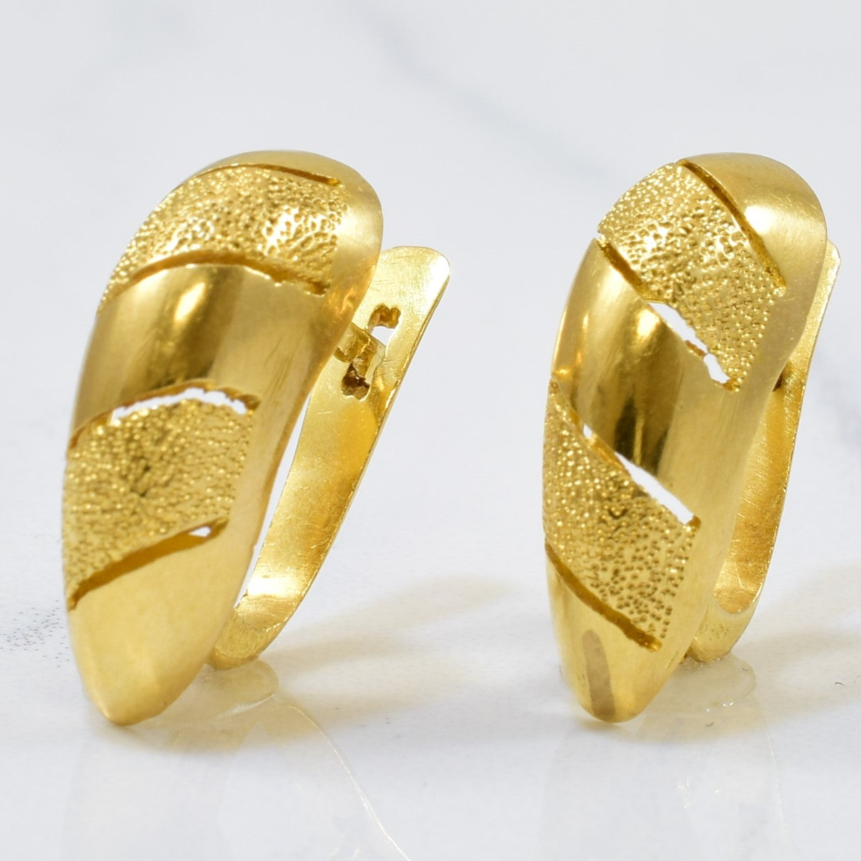 Textured Yellow Gold Huggie Clip Earrings |