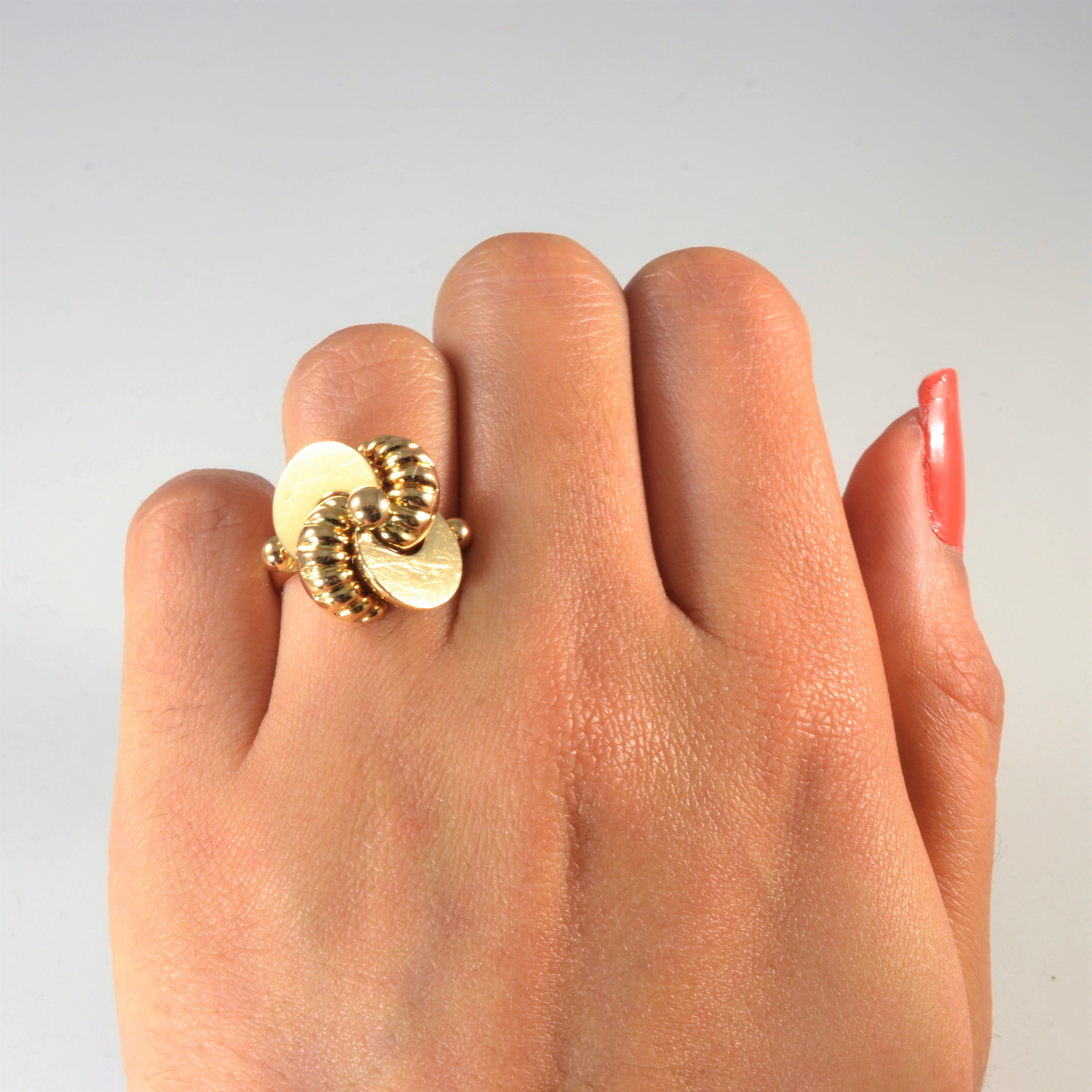 Textured Gold Swirl Ring | SZ 5.75 |