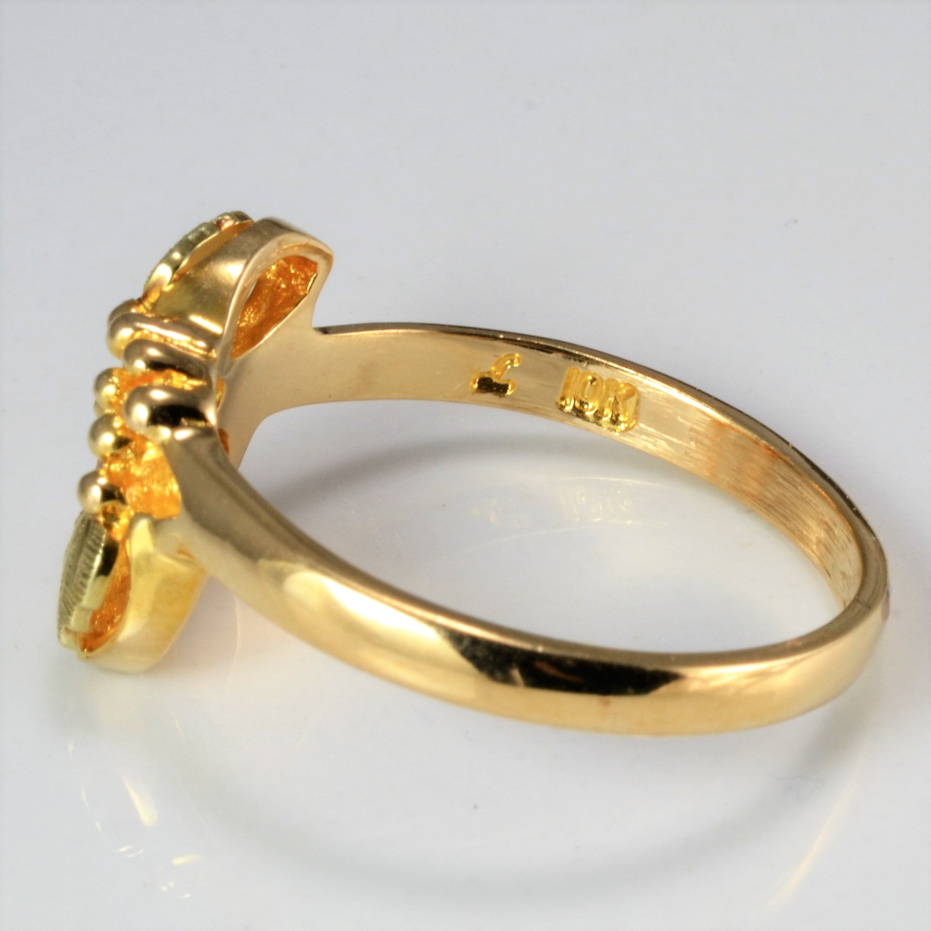 Tri- Tone Gold Grapes & Leaf Ring | SZ 8.75 |
