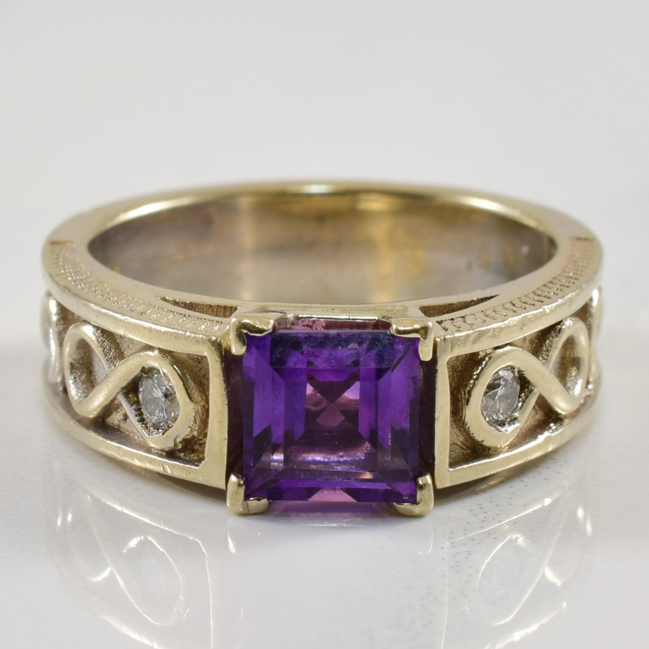 Amethyst & Diamond Infinity Ring | 0.90ct, 0.07ctw | SZ 7 |