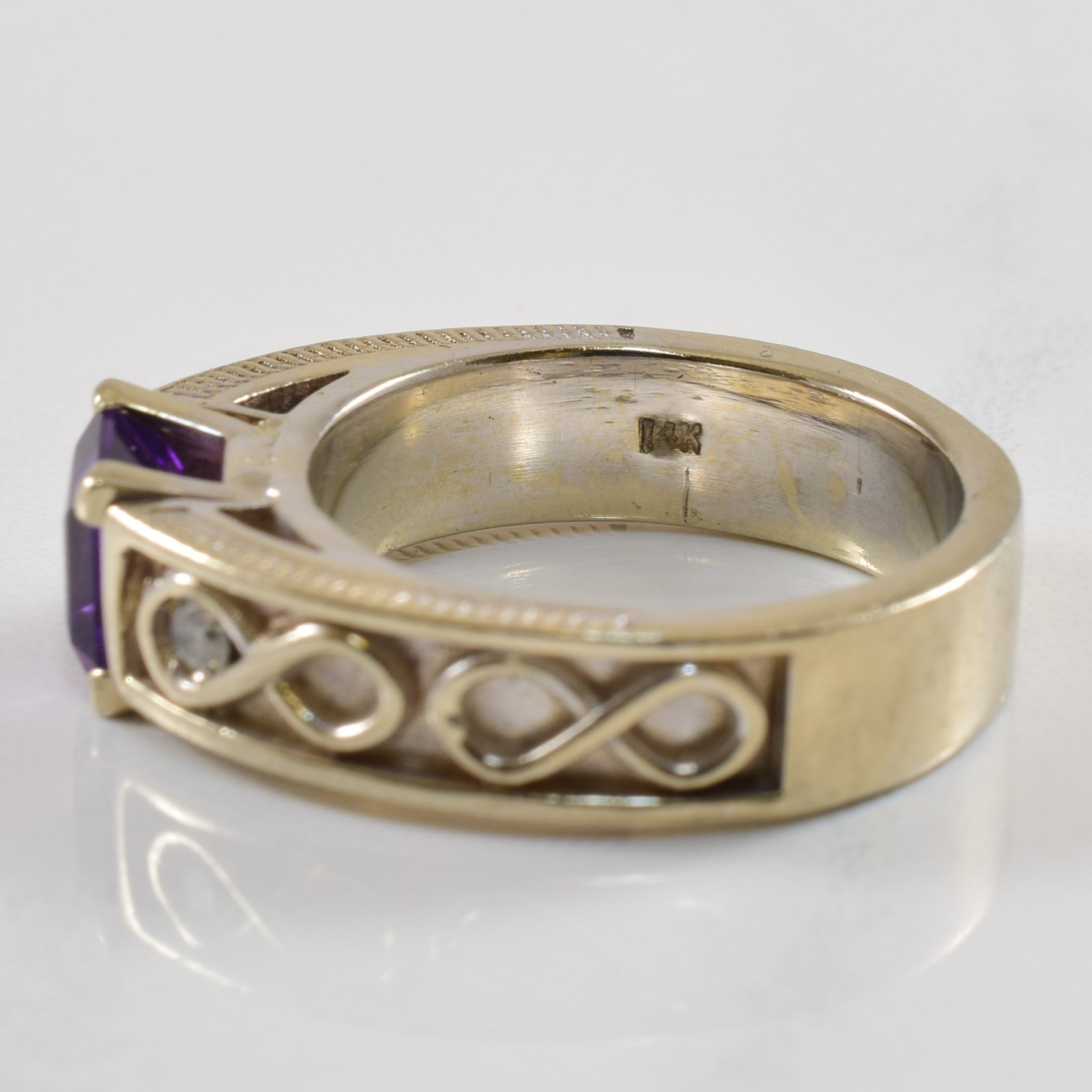 Amethyst & Diamond Infinity Ring | 0.90ct, 0.07ctw | SZ 7 |