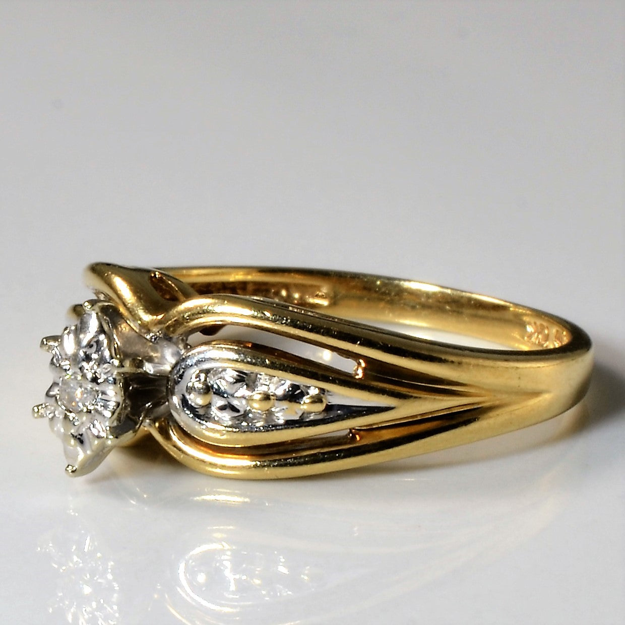 Marquise Illusion Diamond Promise Ring | 0.02ct | SZ 7 |