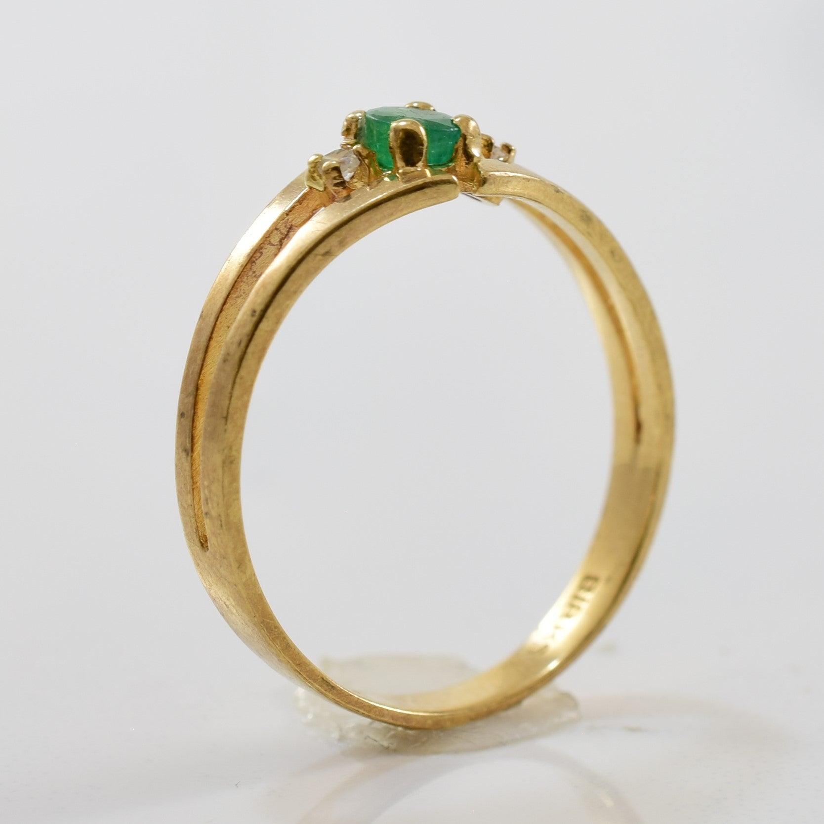 'Birks' Emerald & Diamond Split Shank Ring | 0.02ctw, 0.12ct | SZ 5.5 |