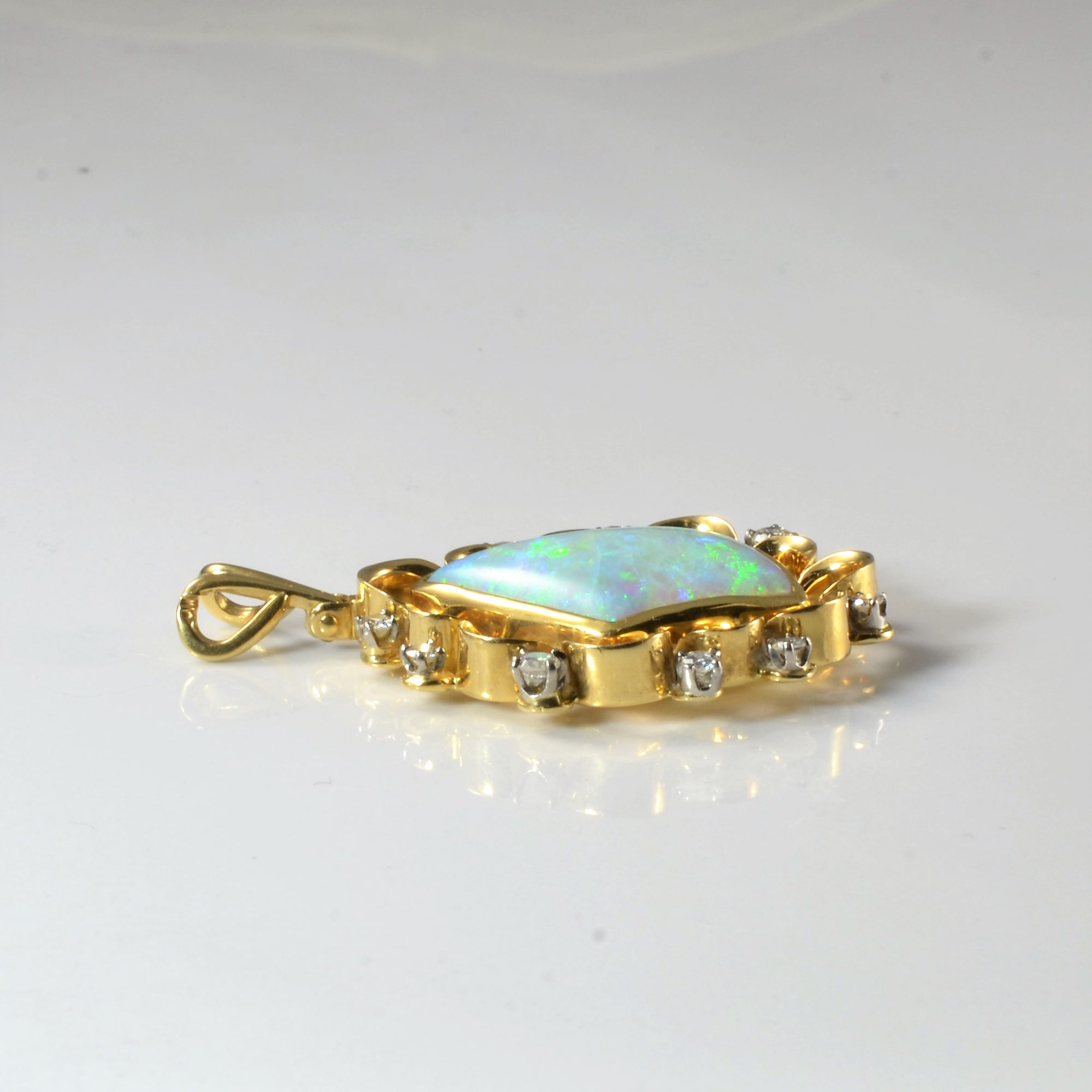 Opal & Diamond Pendant | 0.48ctw, 10.00ct |
