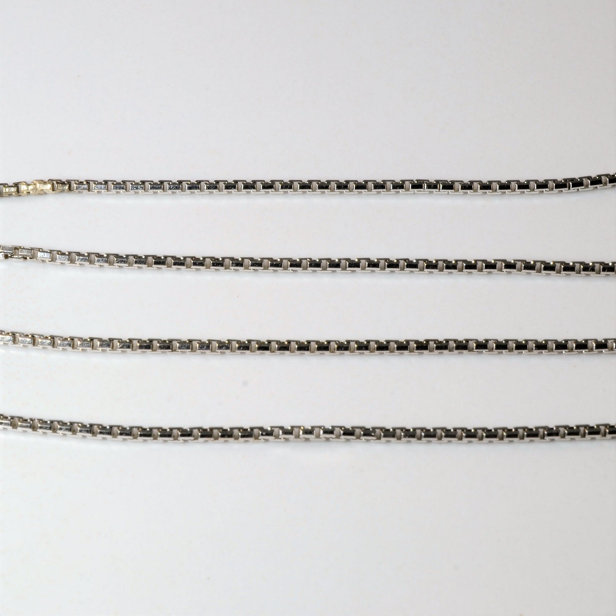 8k White Gold Box Chain | 18