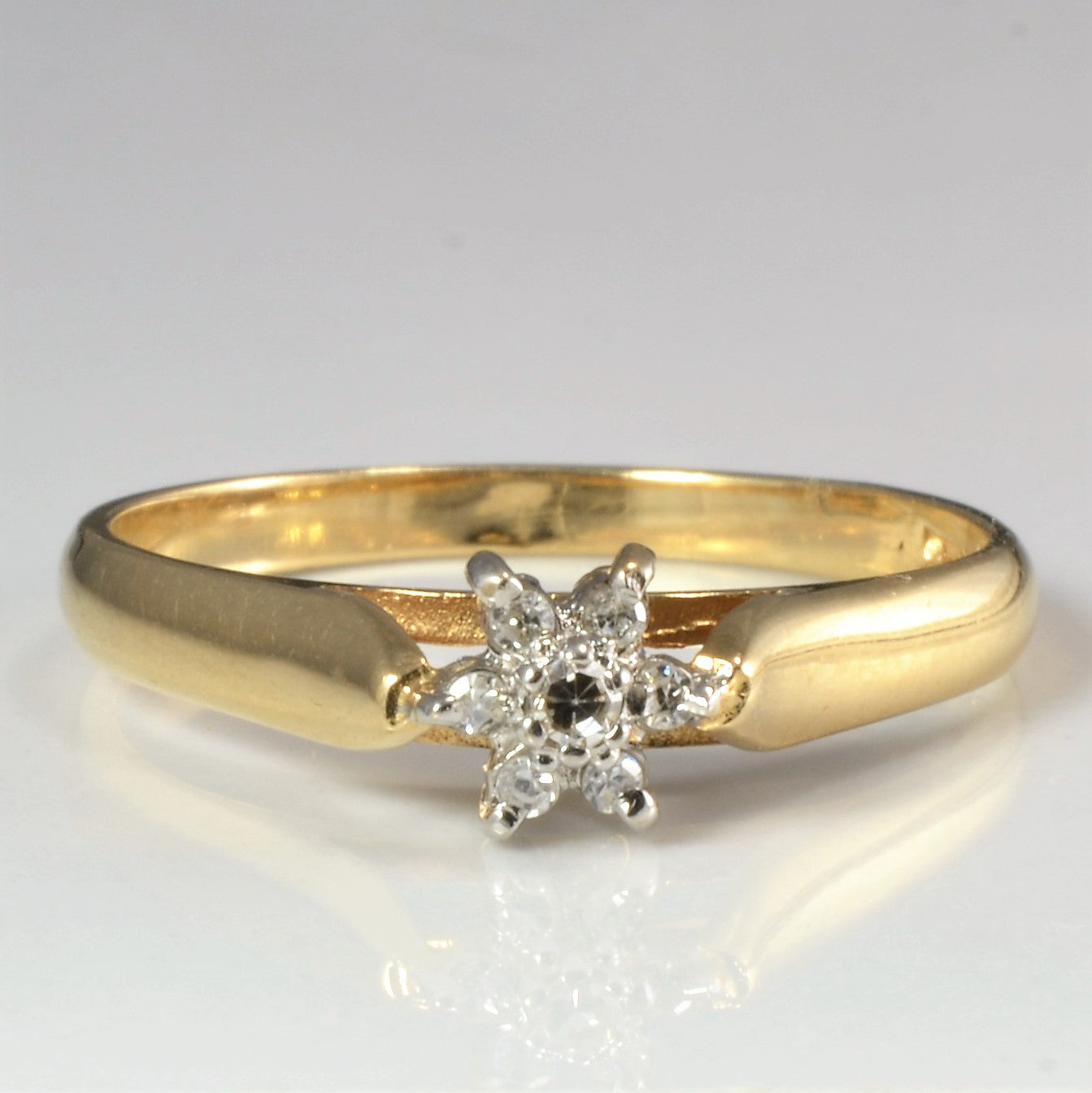 Cluster Diamond Ring | 0.05 ctw, SZ 7.75 |