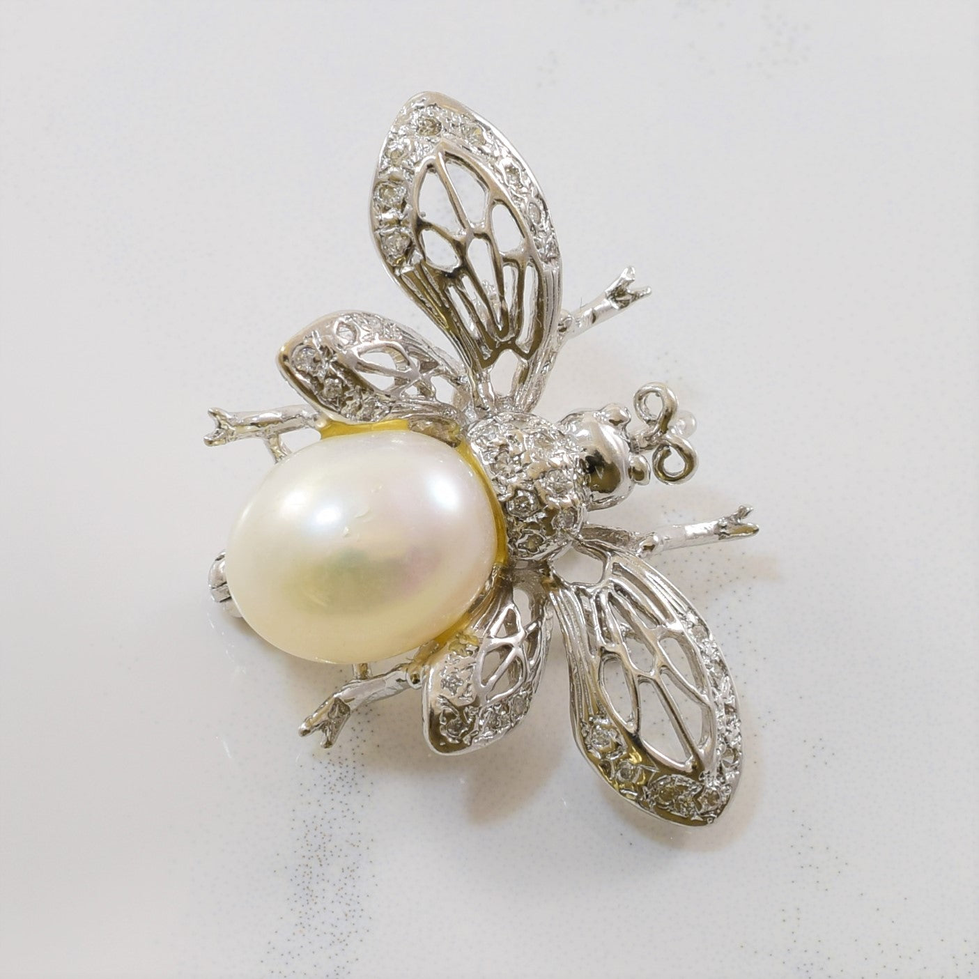 Diamond & Pearl Bumblebee Pendant/Brooch | 0.07ctw, 7.50ct |
