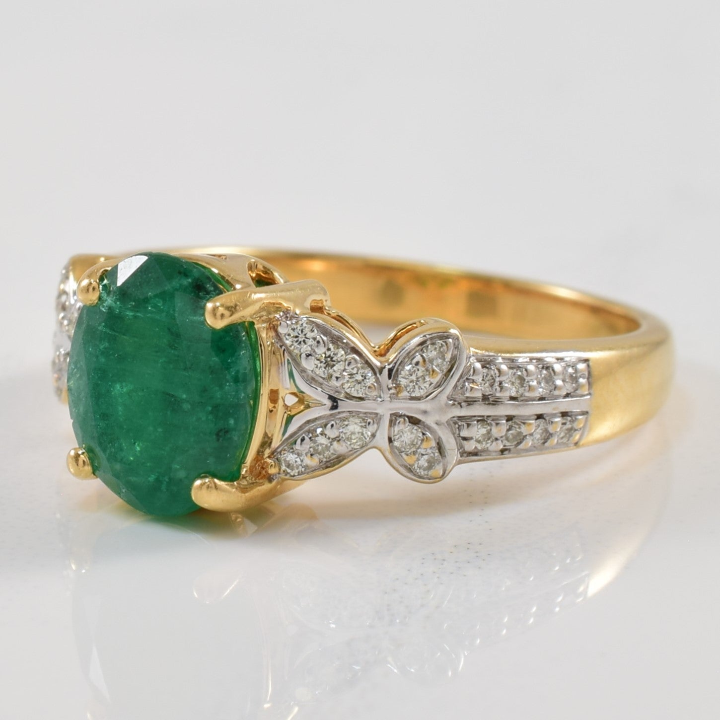 Oval Emerald & Diamond Engagement Ring | 2.20ct, 0.18ctw | SZ 8.25 |