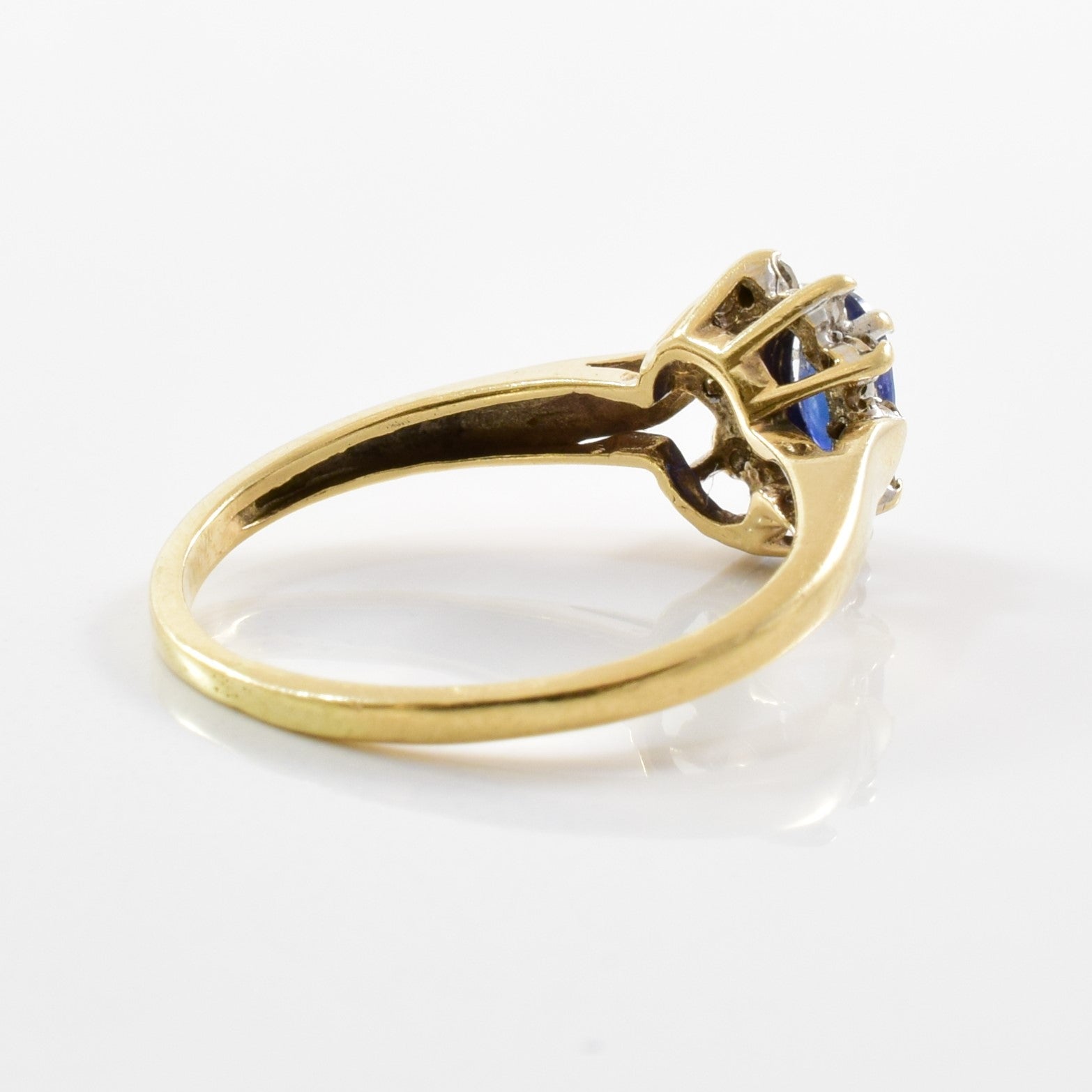 Sapphire & Diamond Halo Ring | 0.05ctw, 0.25ct | SZ 4.5 |