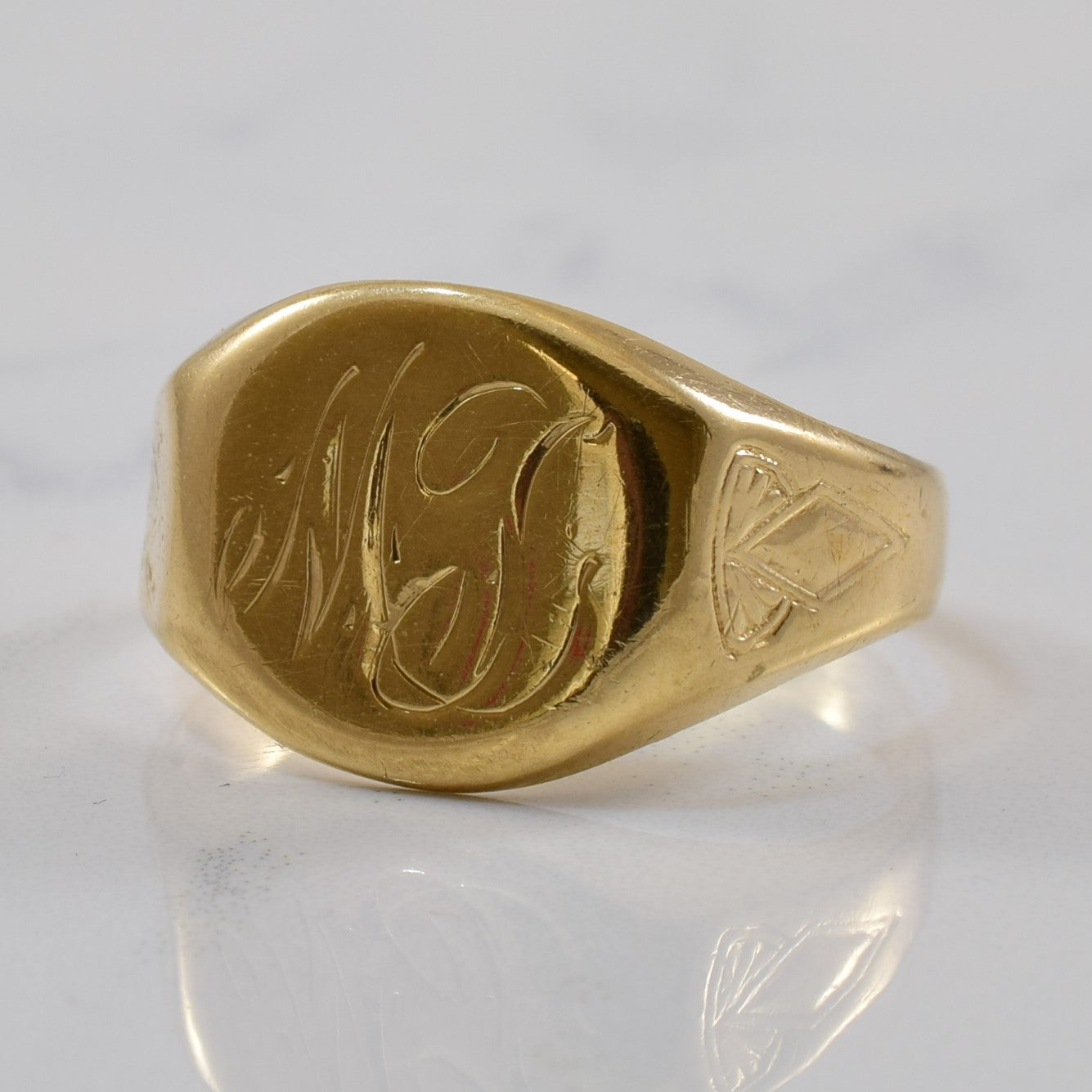 Engraved 'MJ' Signet Ring | SZ 10 |