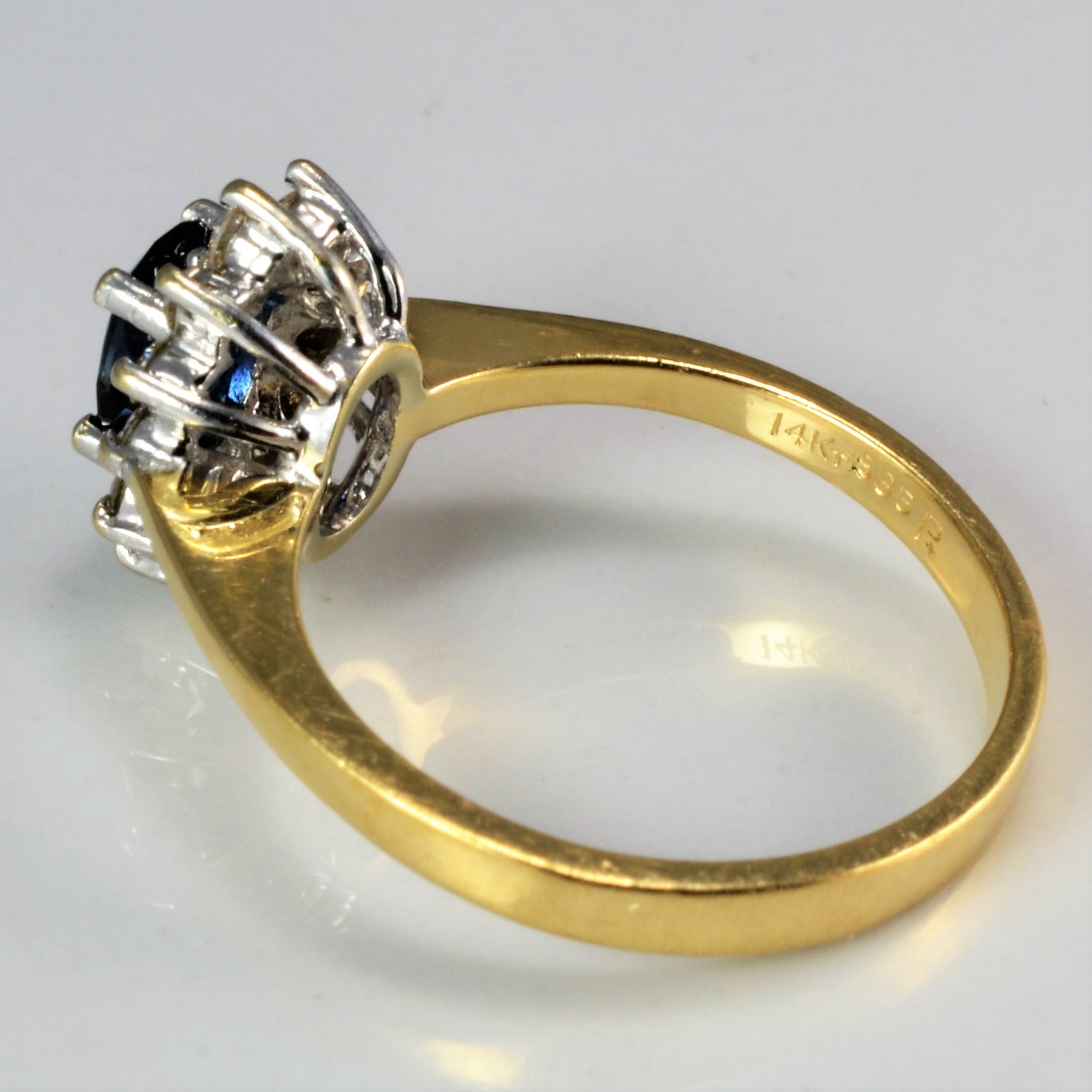 Sapphire & Diamond Ladies Cocktail Ring | 0.15 ctw, SZ 4.75 |