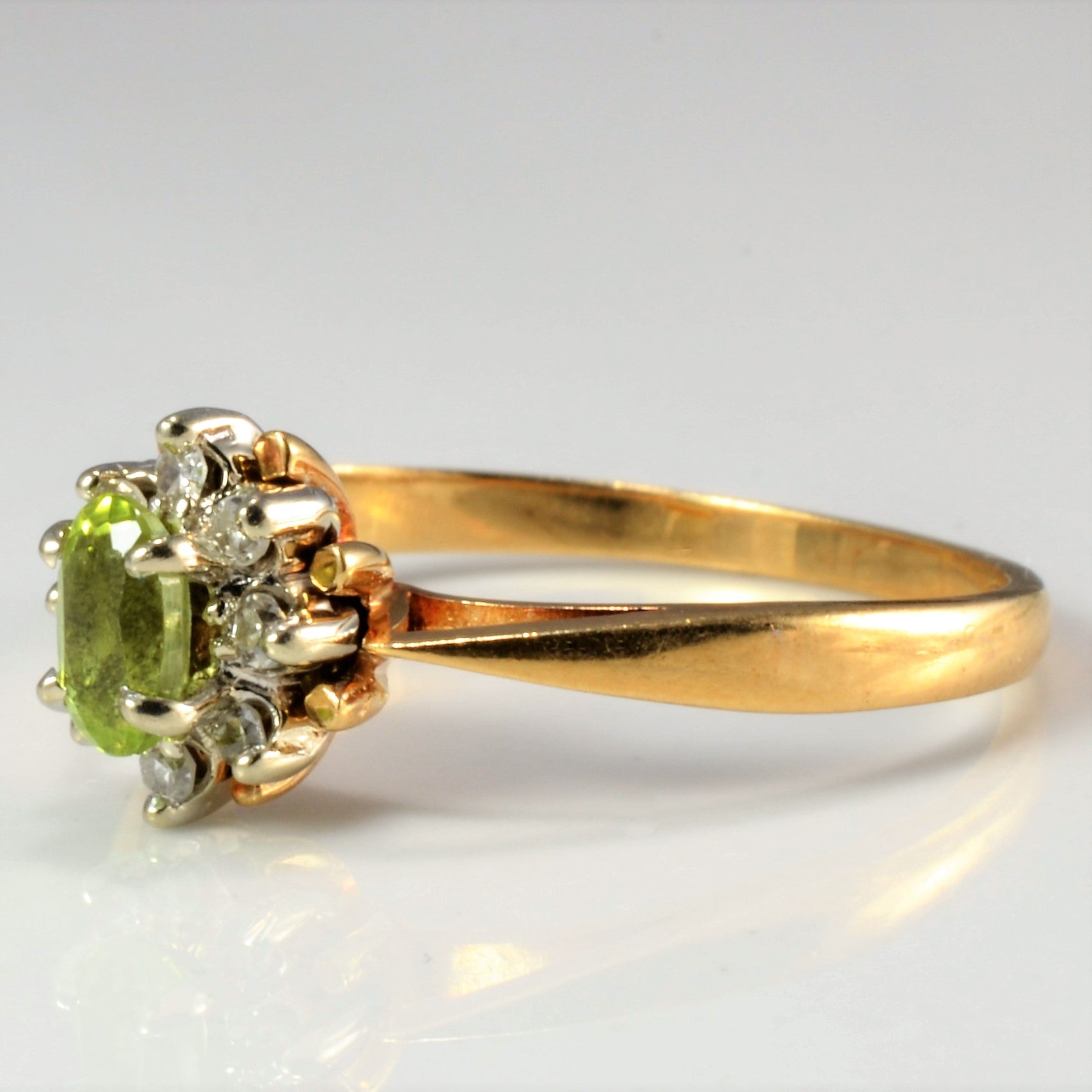 Peridot & Diamond Cocktail Ring | 0.08 ctw, SZ 6.25 |