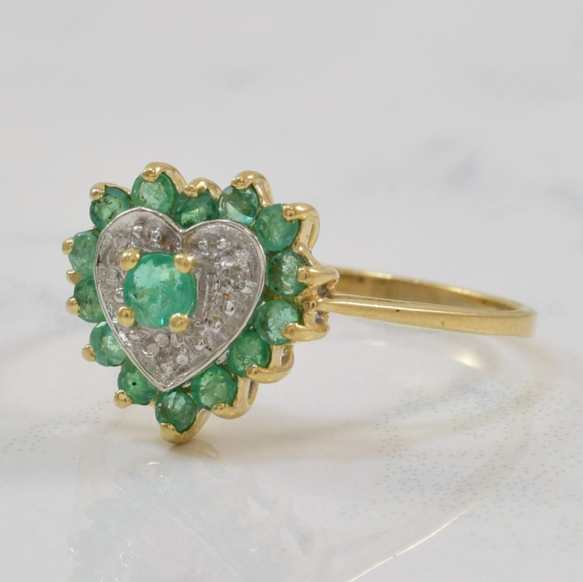 Emerald & Diamond Heart Ring | 0.40ctw, 0.01ctw | SZ 6.75 |
