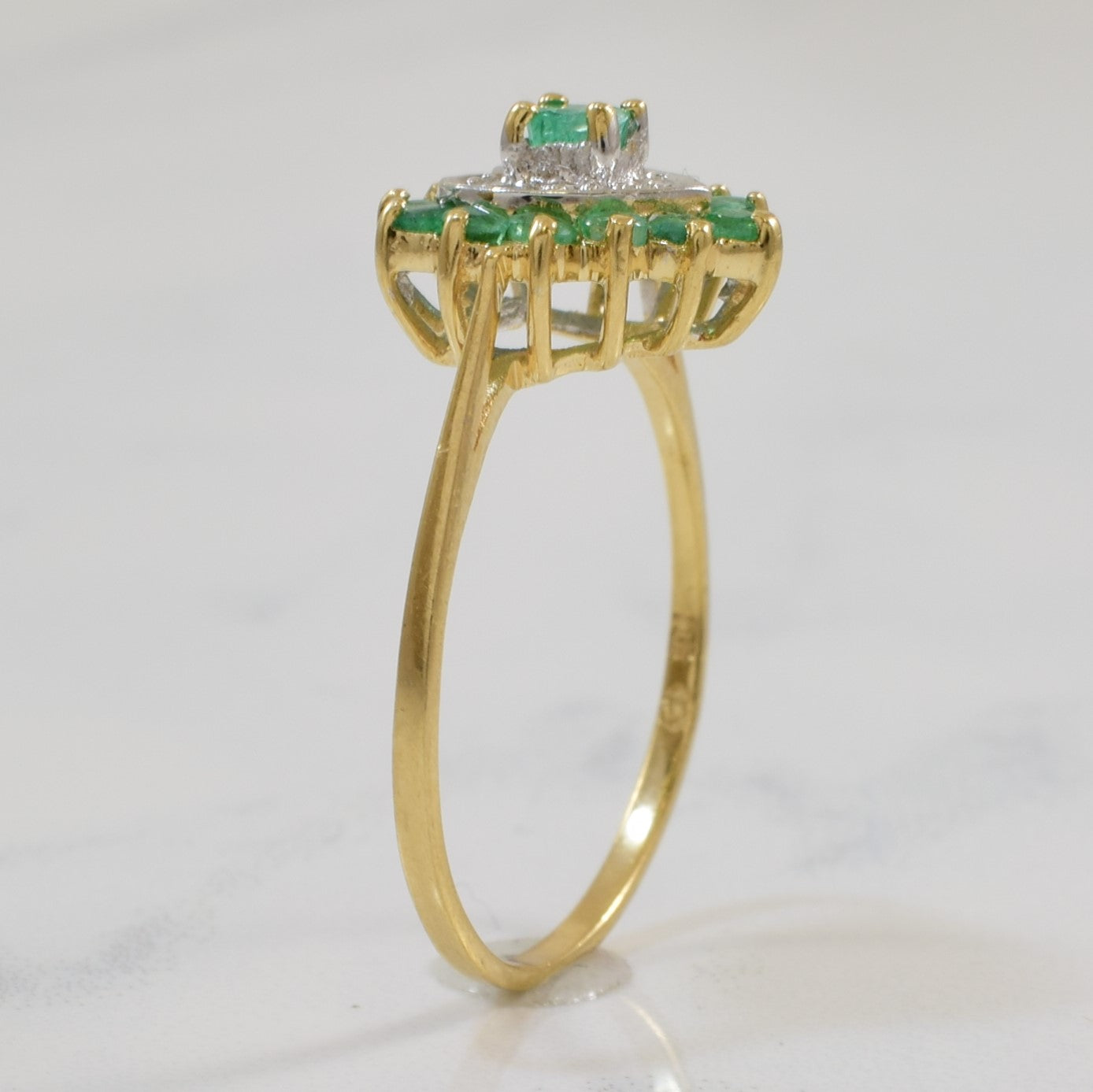 Emerald & Diamond Heart Ring | 0.40ctw, 0.01ctw | SZ 6.75 |