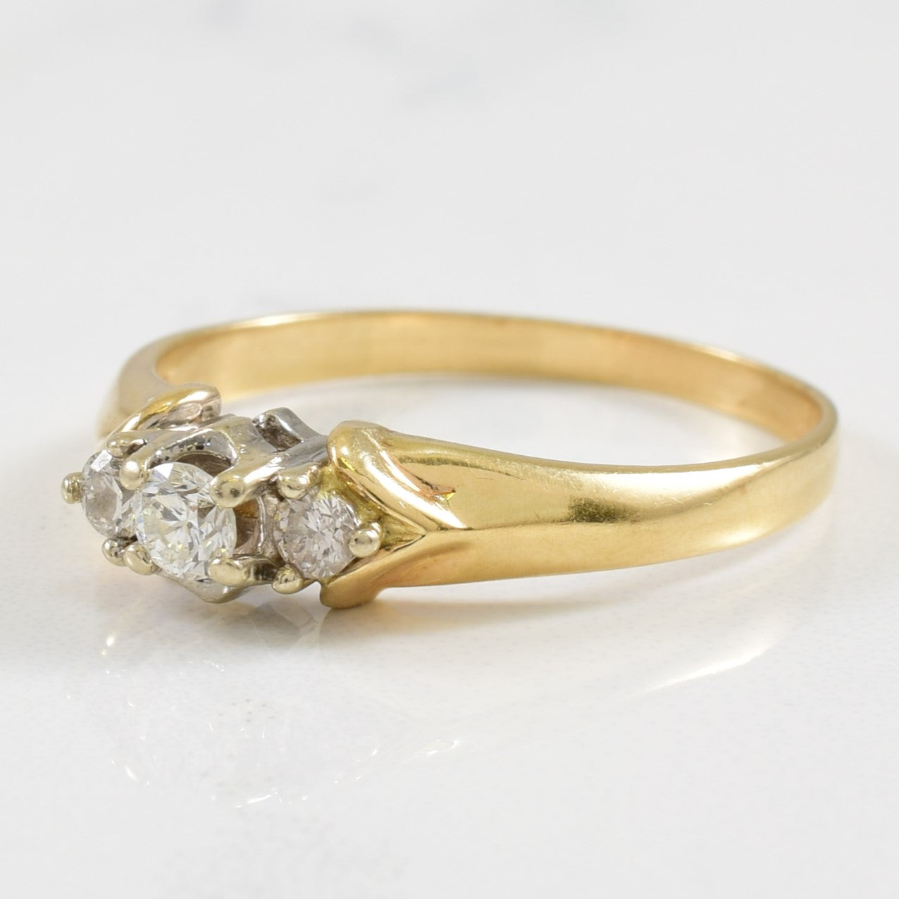 Three Stone Diamond Ring | 0.20ctw | SZ 8 |