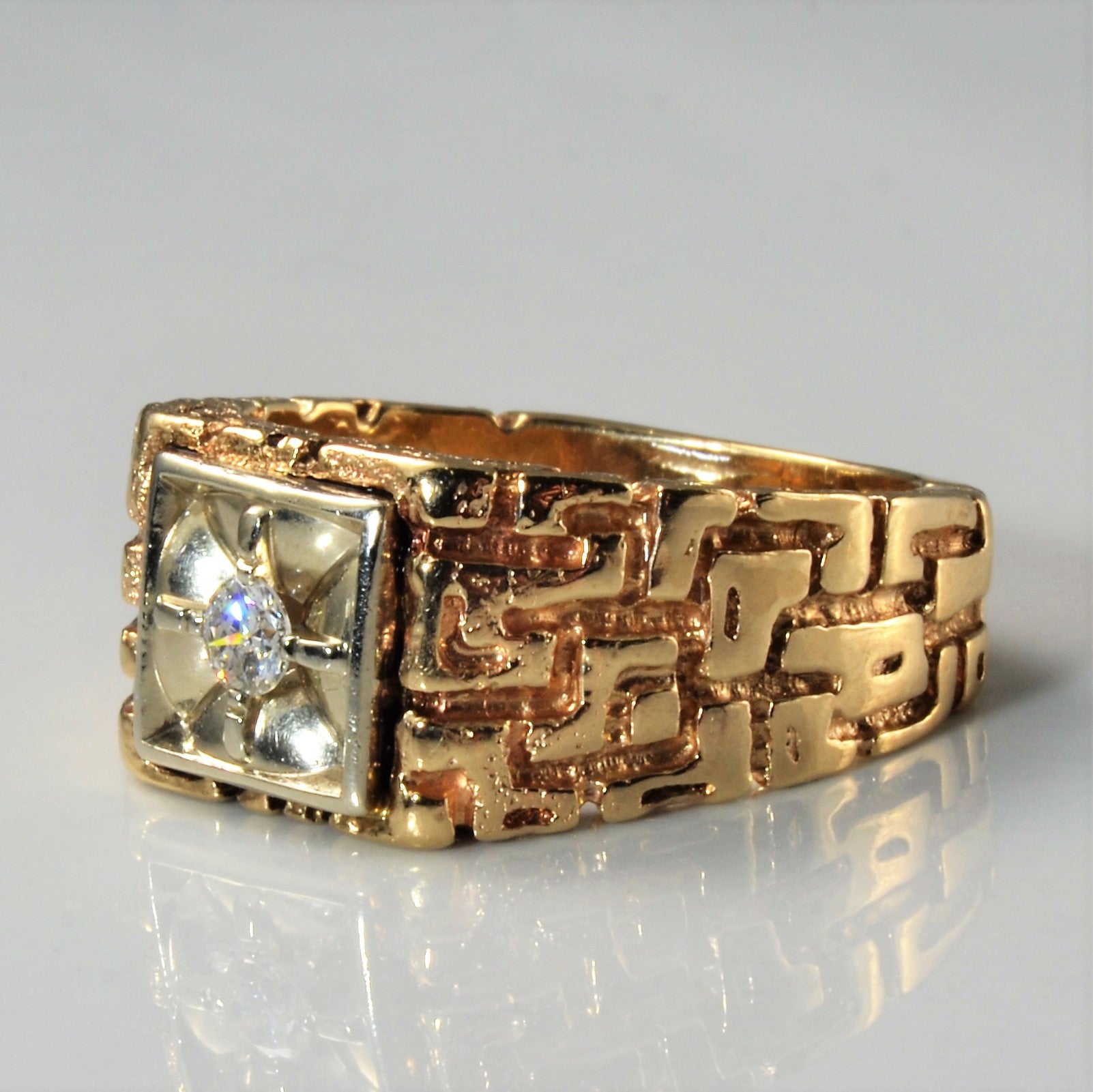 1970s Textured Diamond Ring | 0.18ct | SZ 10.5 |