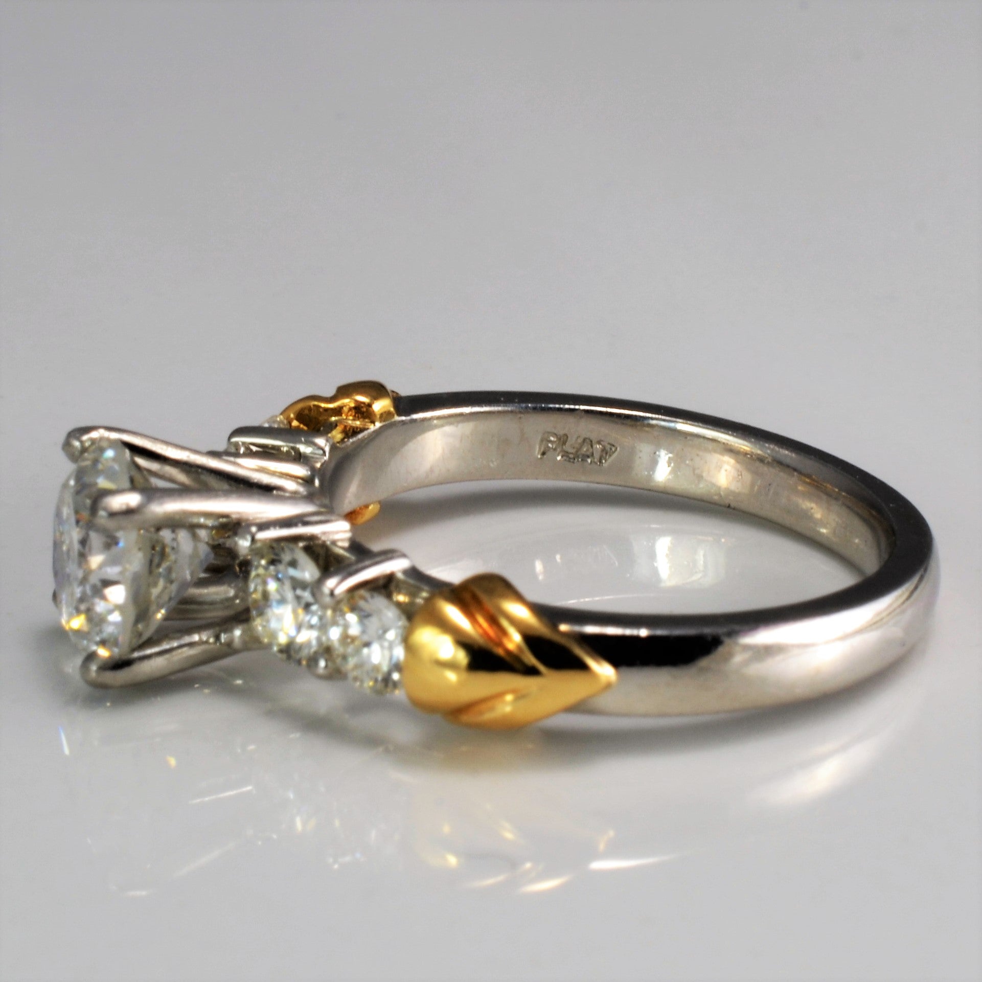 Yellow Gold Shoulder Diamond Engagement Ring | 1.92 ctw | SI3, G | SZ 6.75 |
