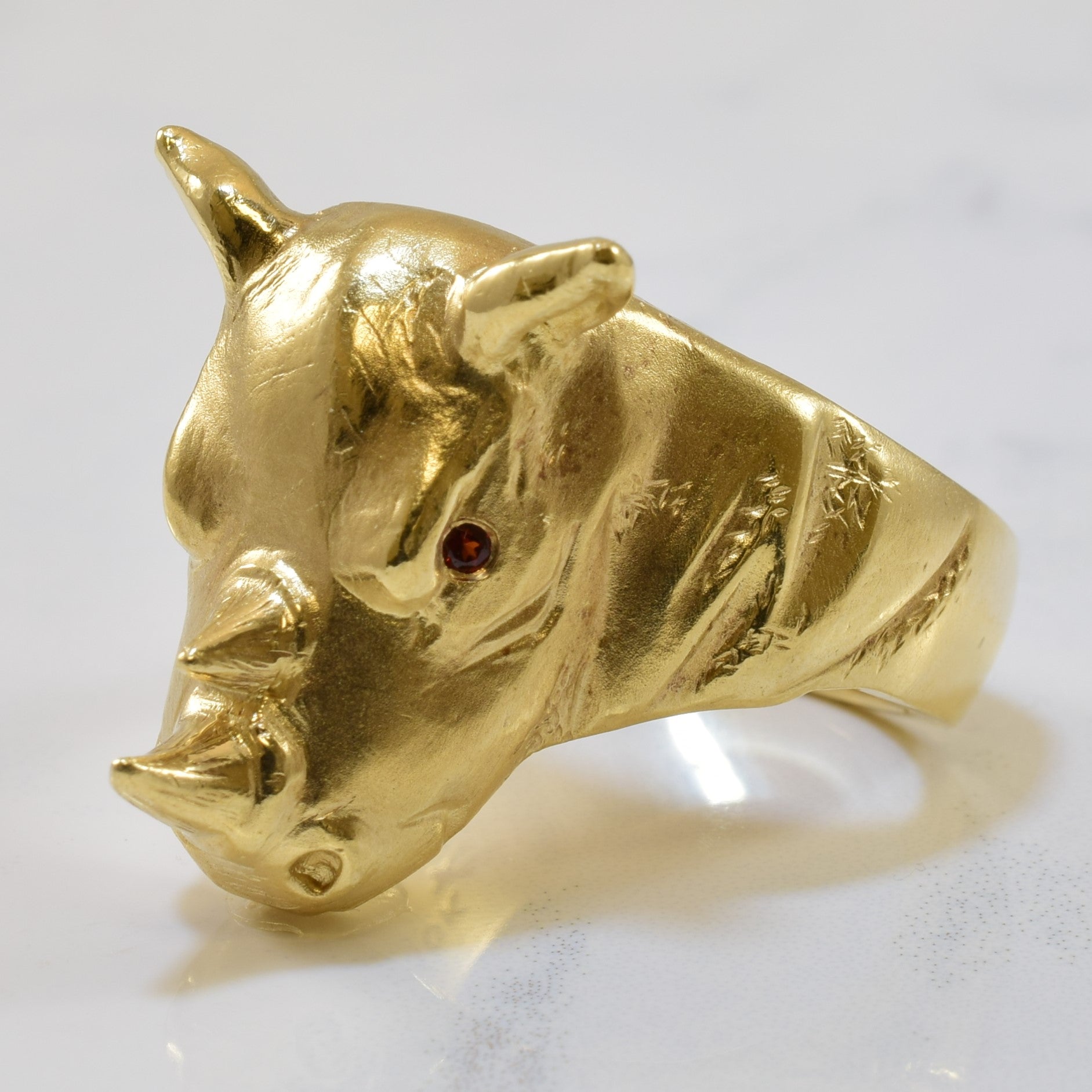 Garnet Rhino Ring | 0.03ctw | SZ 10.5 |