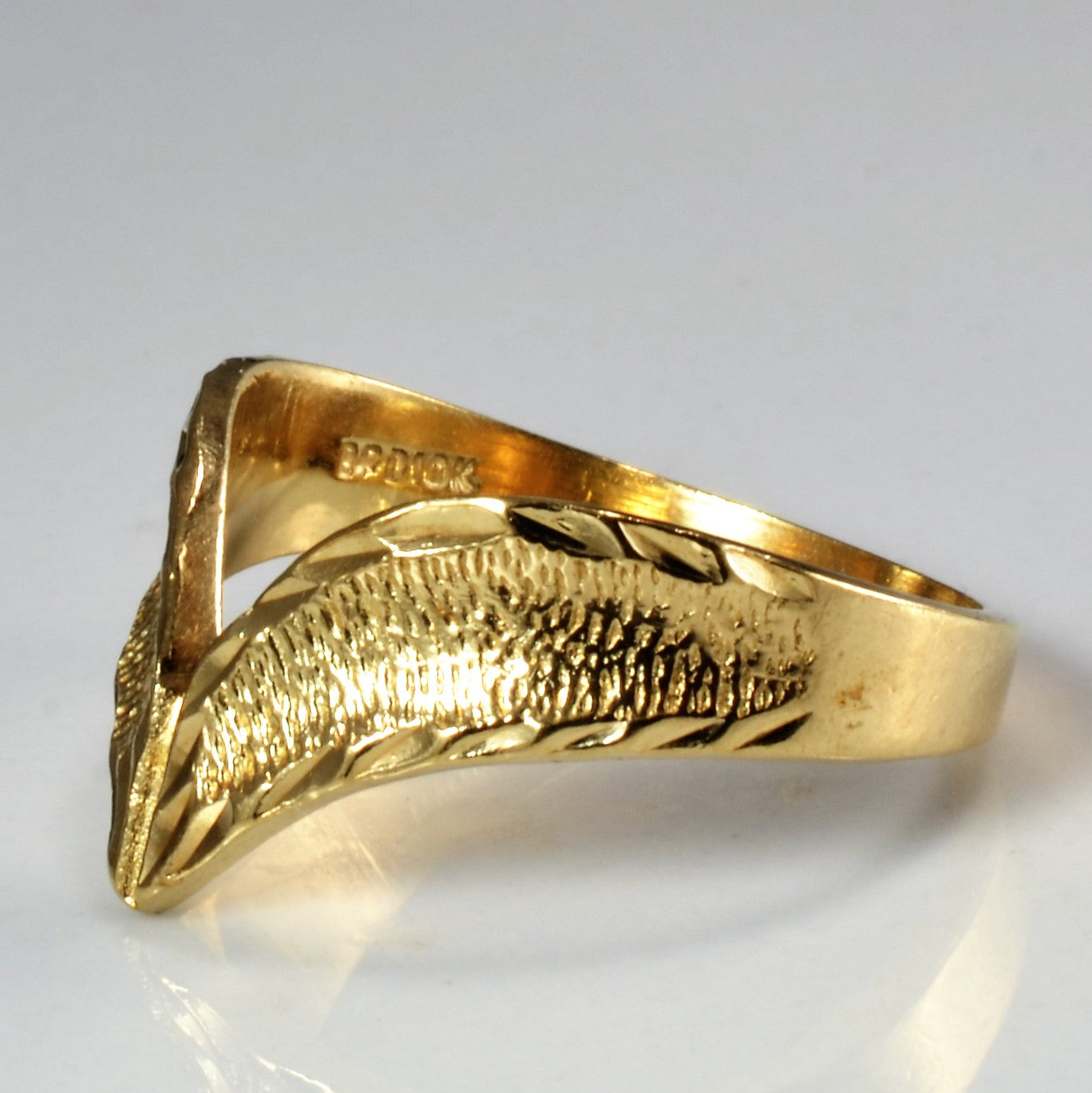 Chevron Gold Ring | SZ 6 |