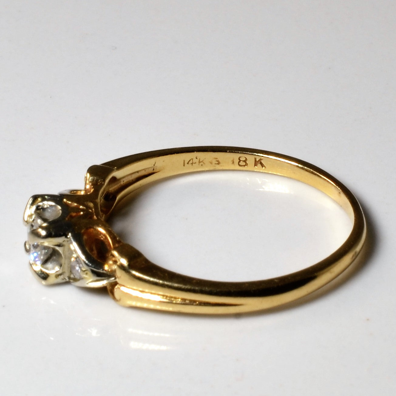 Retro Three Stone Diamond Ring | 0.23ctw | SZ 7.75 |