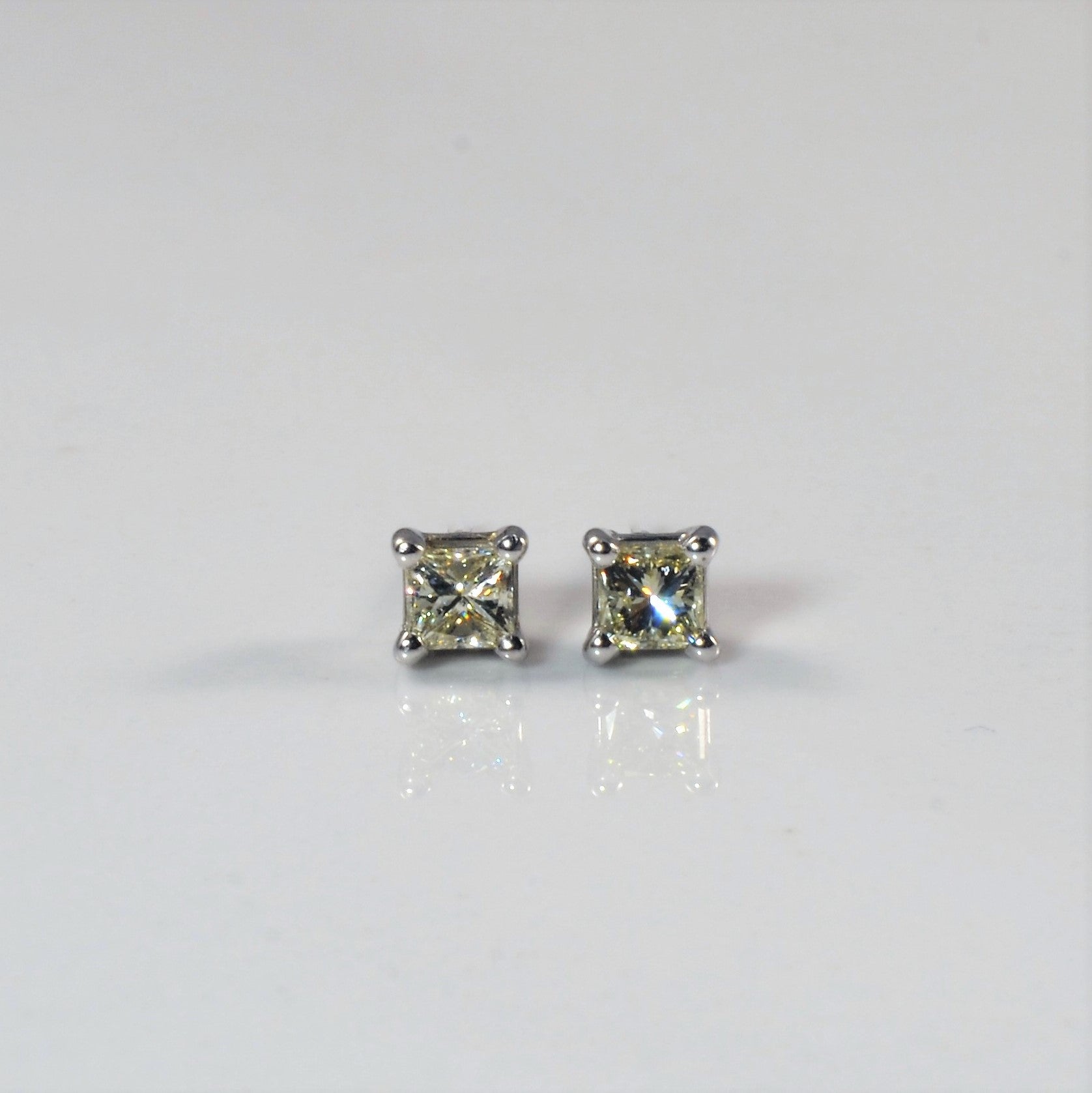 Princess Diamond Stud Earrings | 0.40ctw |