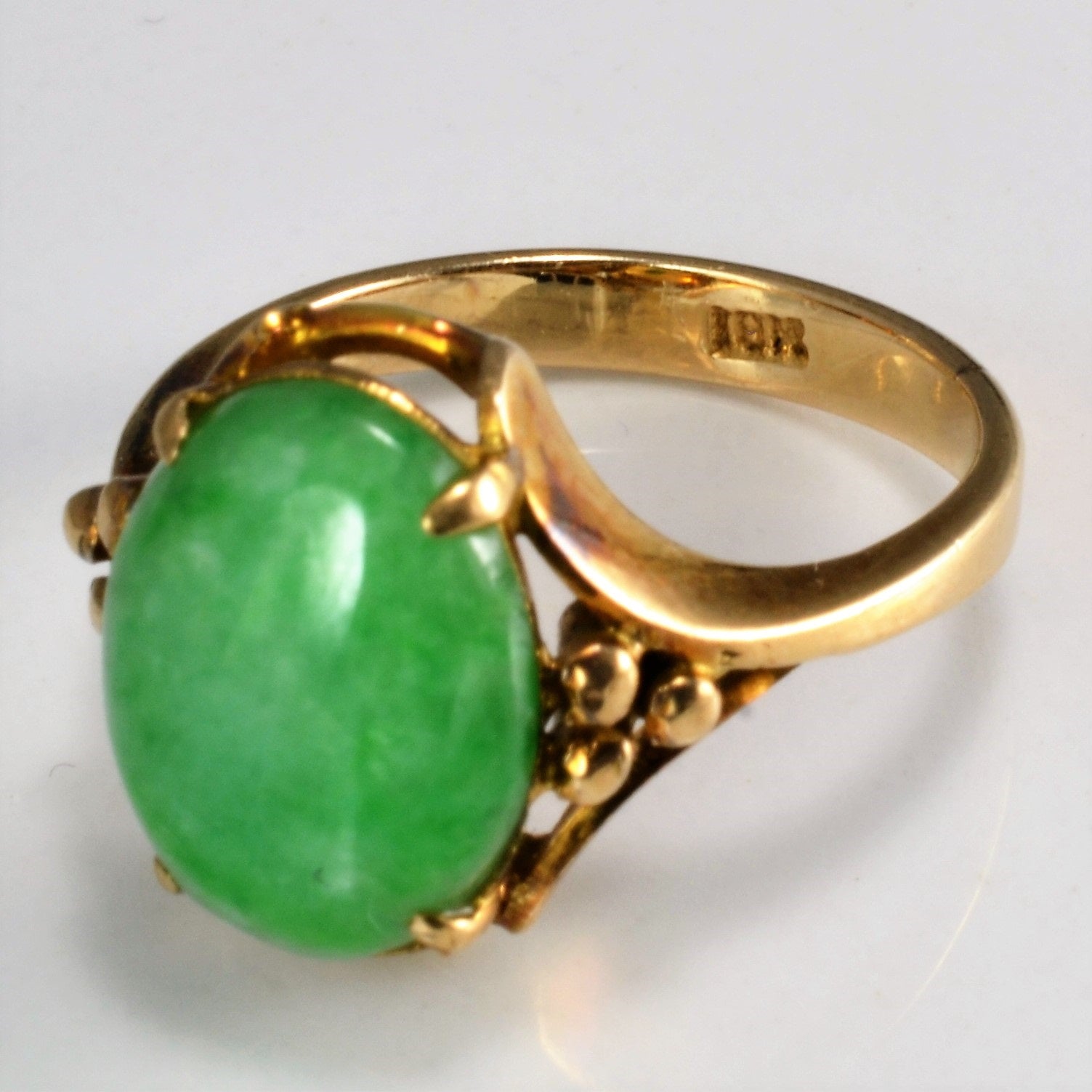 Vintage Jade Ladies Ring | SZ 5.25 |