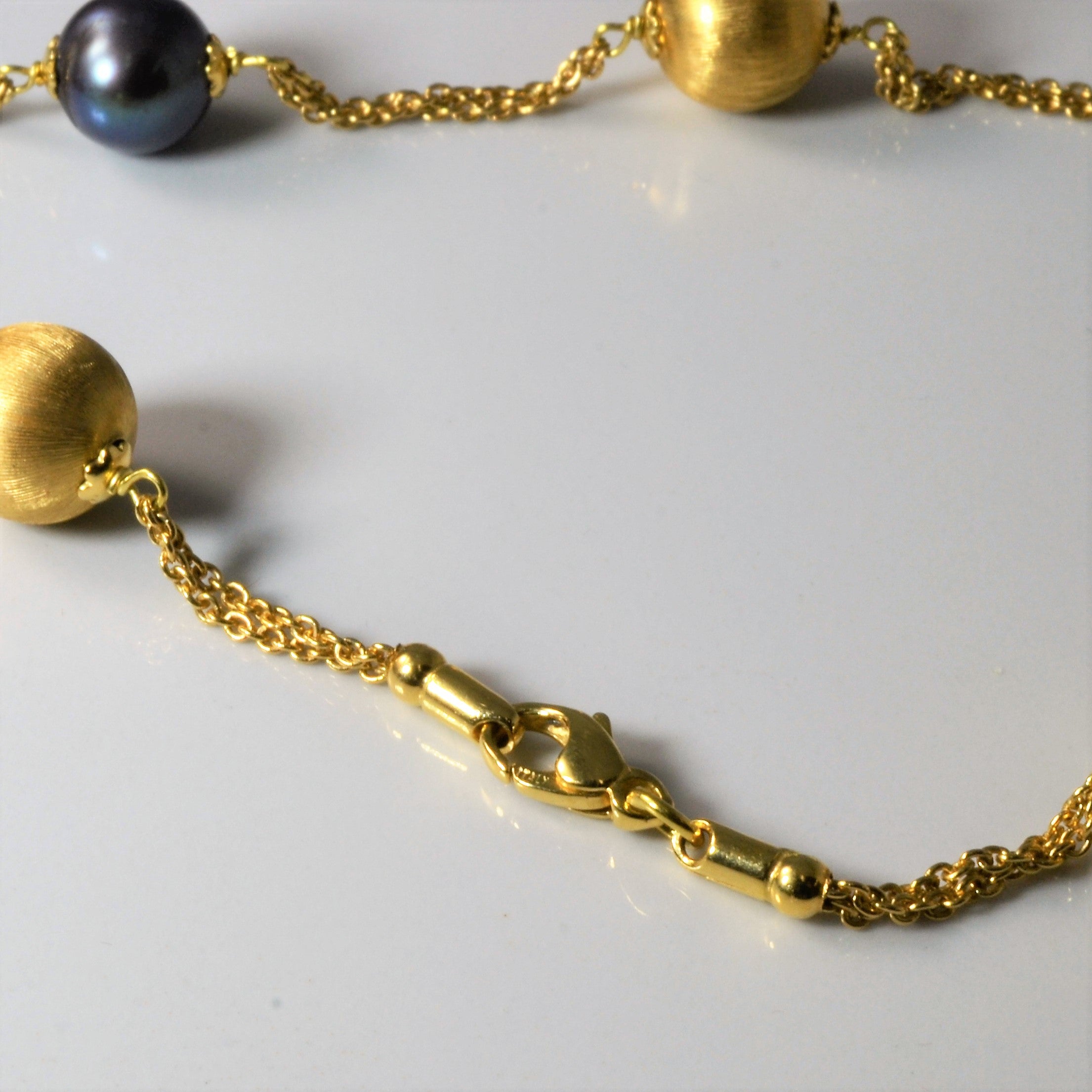 Beaded Gold & Black Pearl Necklace | 16" |