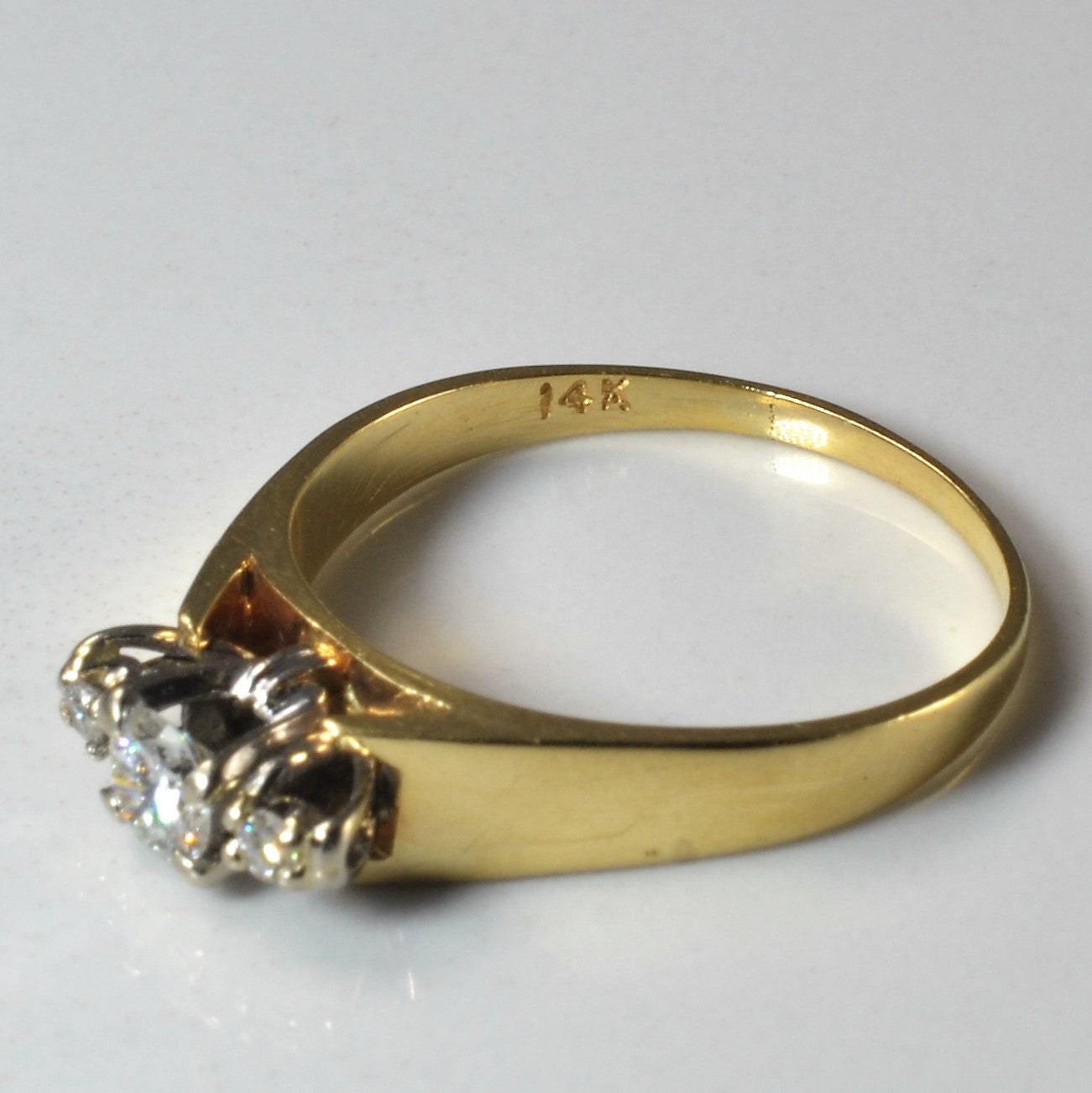 Three Stone Diamond Ring | 0.27ctw | SZ 7.5 |